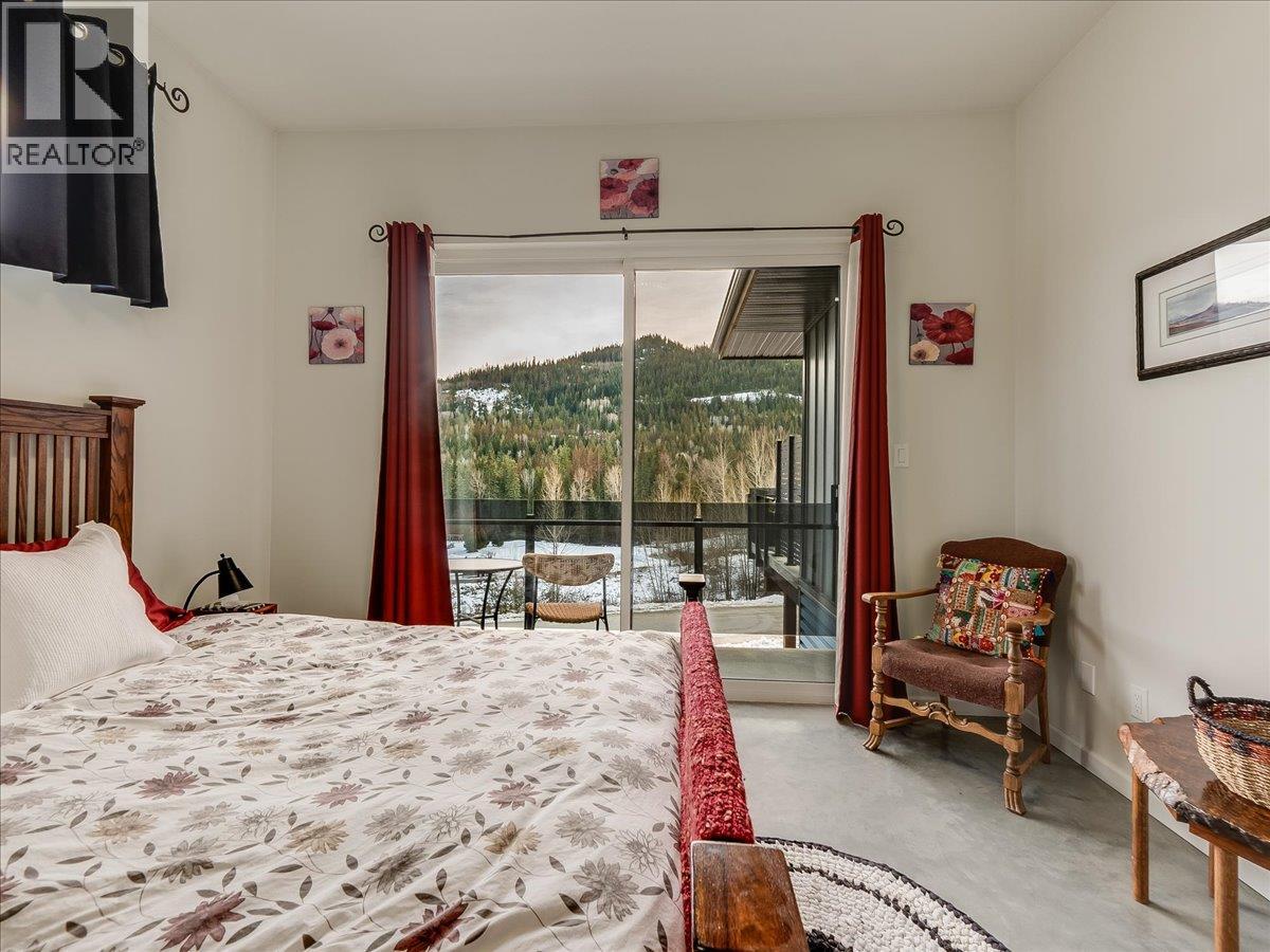 941 Redstone Drive, Rossland, British Columbia  V0G 1Y0 - Photo 42 - 10371133