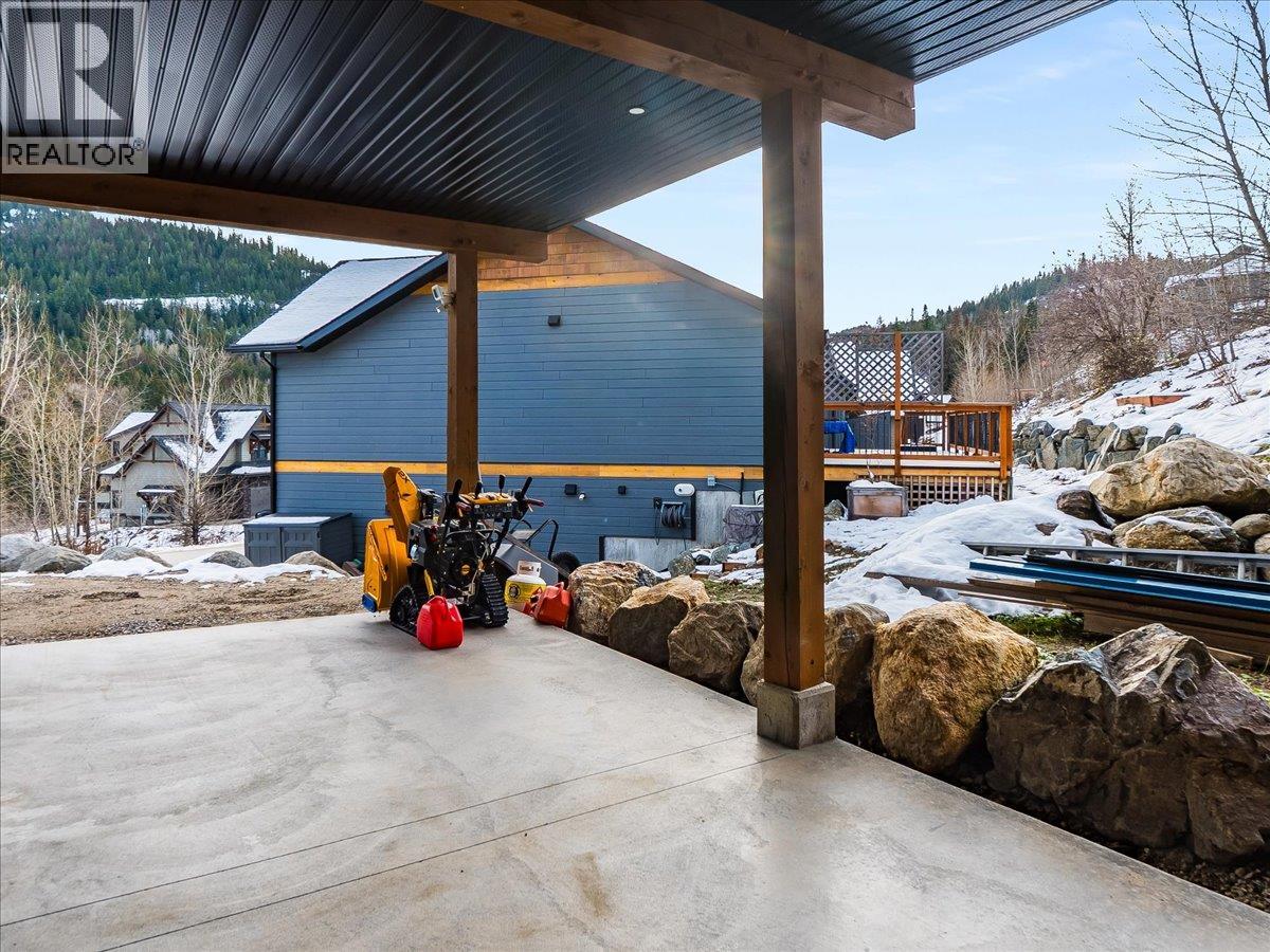 941 Redstone Drive, Rossland, British Columbia  V0G 1Y0 - Photo 75 - 10371133