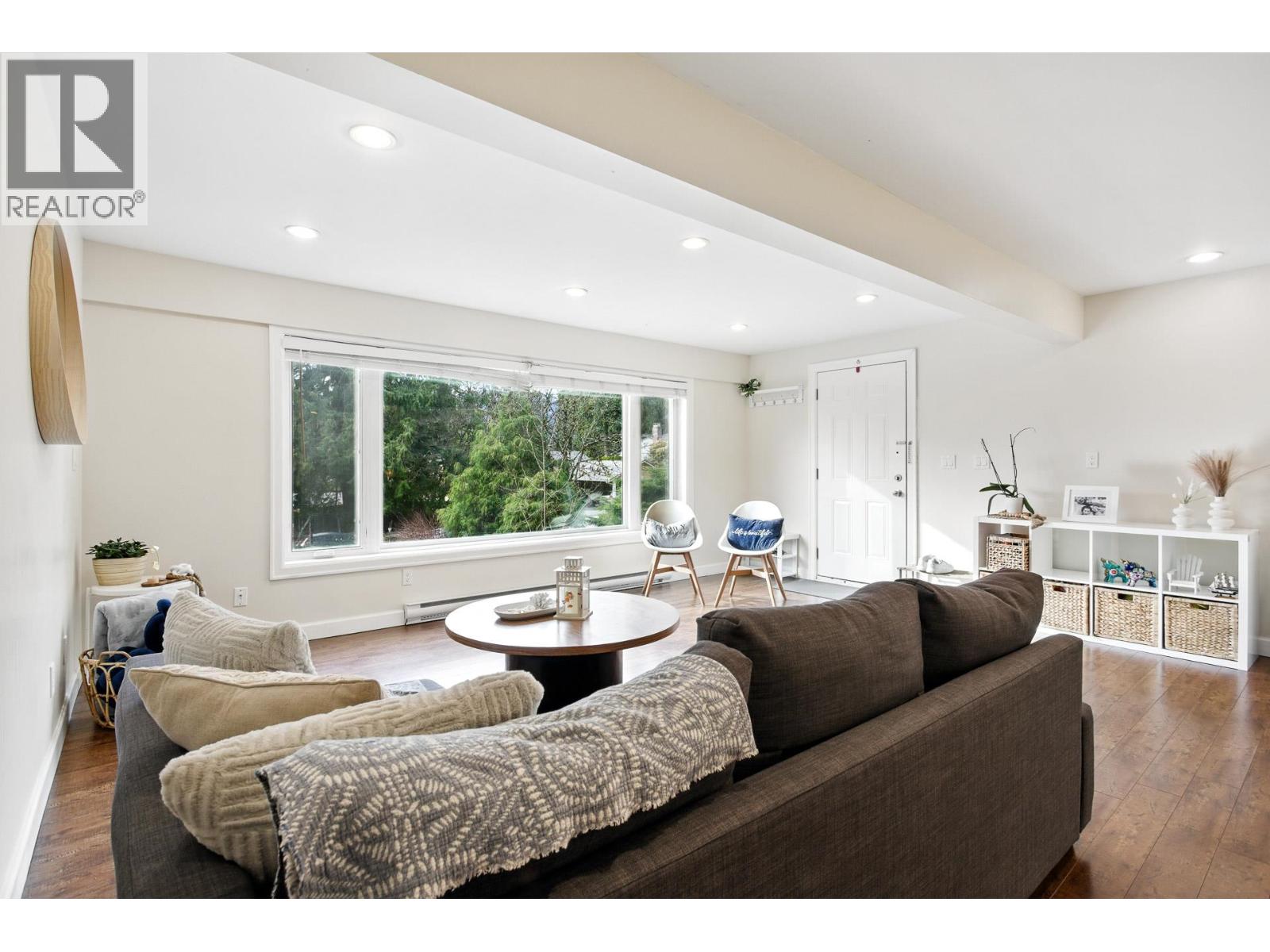 4938 Redonda Drive, North Vancouver, British Columbia  V7R 3J9 - Photo 18 - R3073854