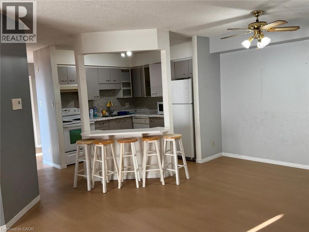 3085 Kingsway Drive Unit# 6, Kitchener, Ontario  N2C 2P1 - Photo 11 - 40793664