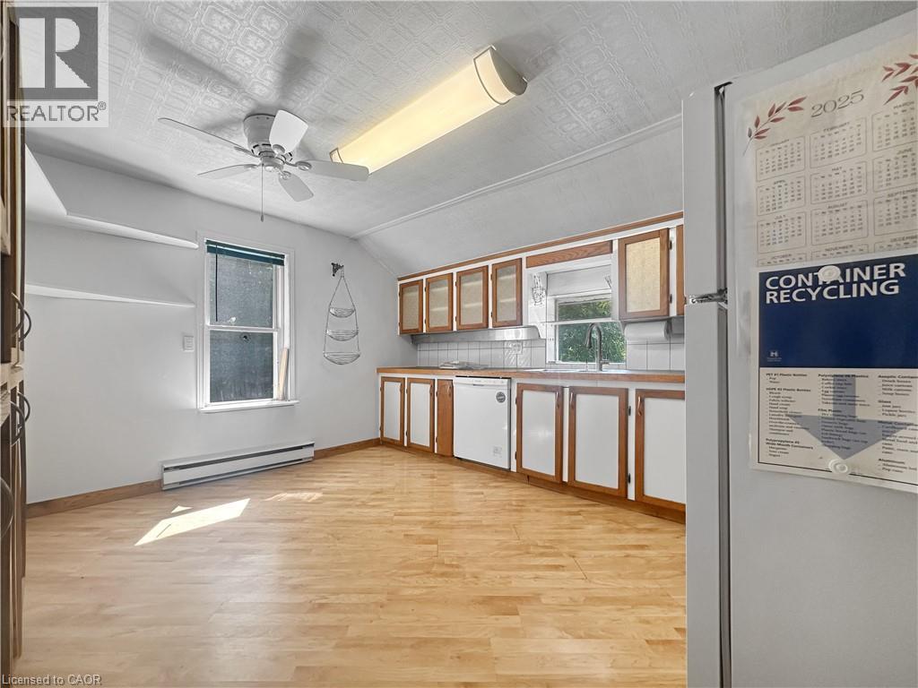 506 Alder Street W Unit# Upper, Dunnville, Ontario  N1A 1S3 - Photo 3 - 40793486