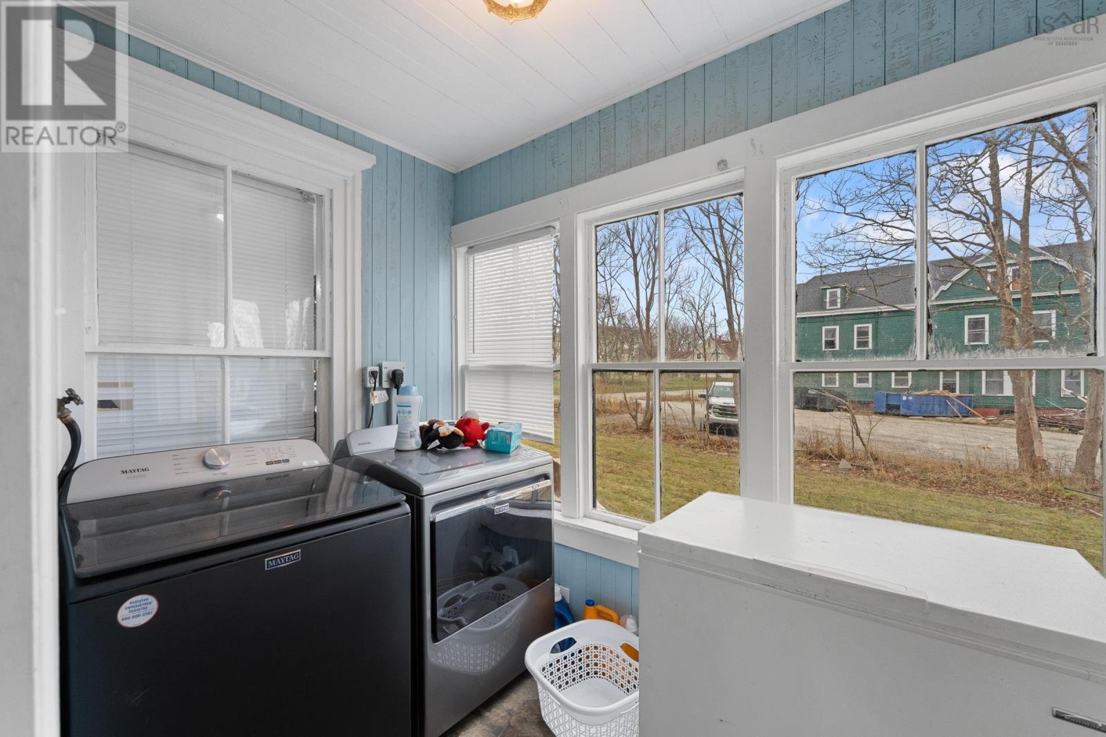 1 Whipple Street, Yarmouth, Nova Scotia  B5A 1W3 - Photo 16 - 202529071