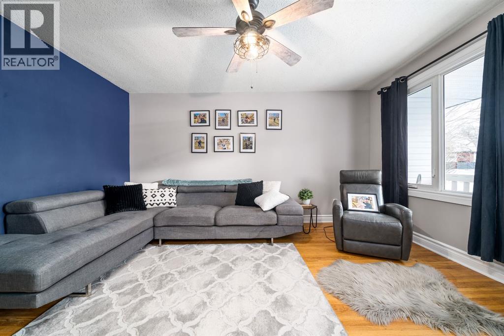 166 12 Street Se, Medicine Hat, Alberta T1A 1V2 - Photo 6 - A2274396