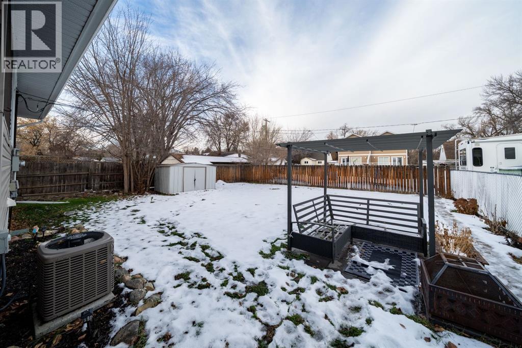 166 12 Street Se, Medicine Hat, Alberta T1A 1V2 - Photo 32 - A2274396