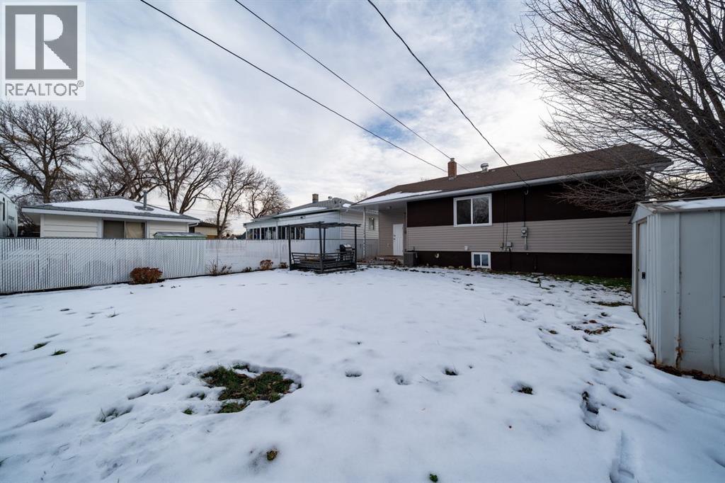 166 12 Street Se, Medicine Hat, Alberta T1A 1V2 - Photo 35 - A2274396
