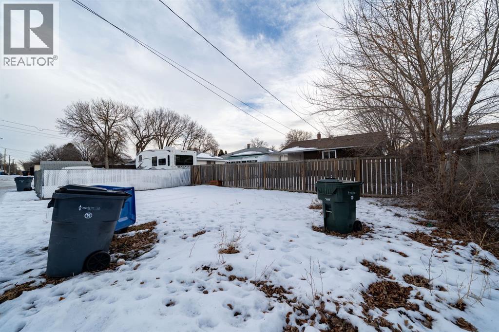 166 12 Street Se, Medicine Hat, Alberta T1A 1V2 - Photo 38 - A2274396