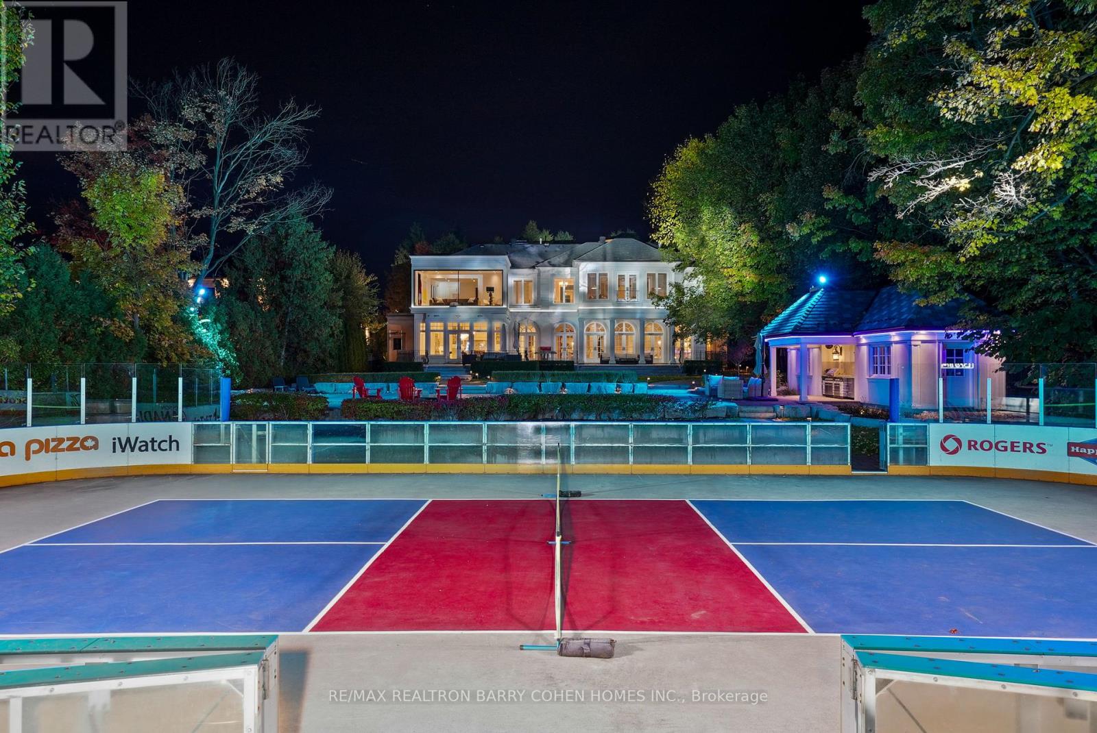 180 SANDRINGHAM DRIVE, Toronto, Ontario