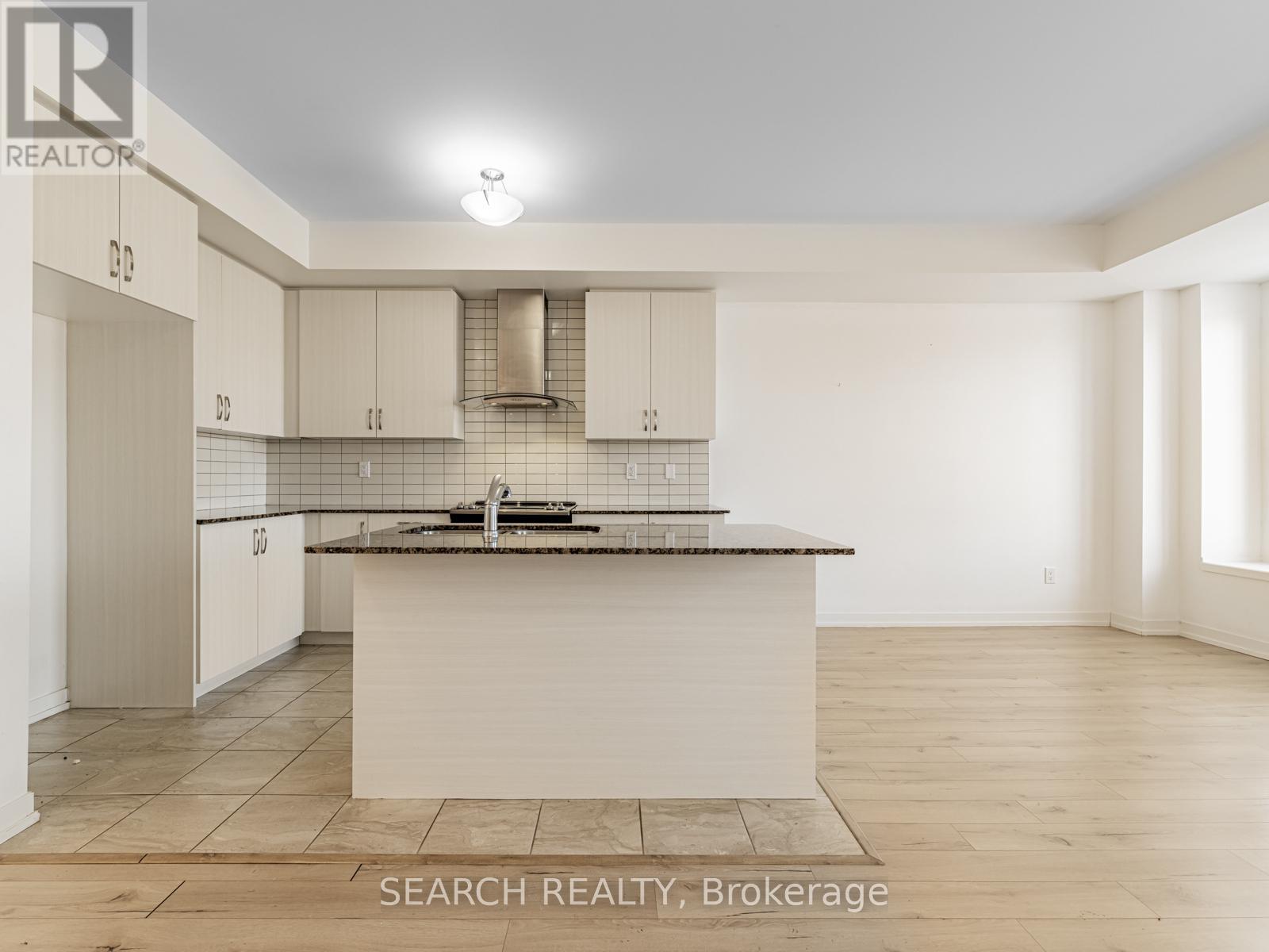 247 Harding Park Street, Newmarket, Ontario  L3Y 0E3 - Photo 15 - N12312876