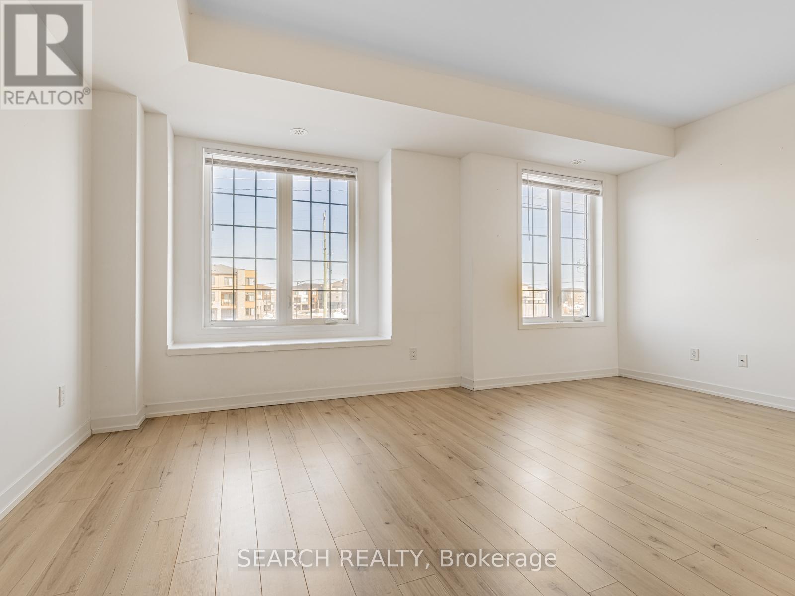 247 Harding Park Street, Newmarket, Ontario  L3Y 0E3 - Photo 22 - N12312876