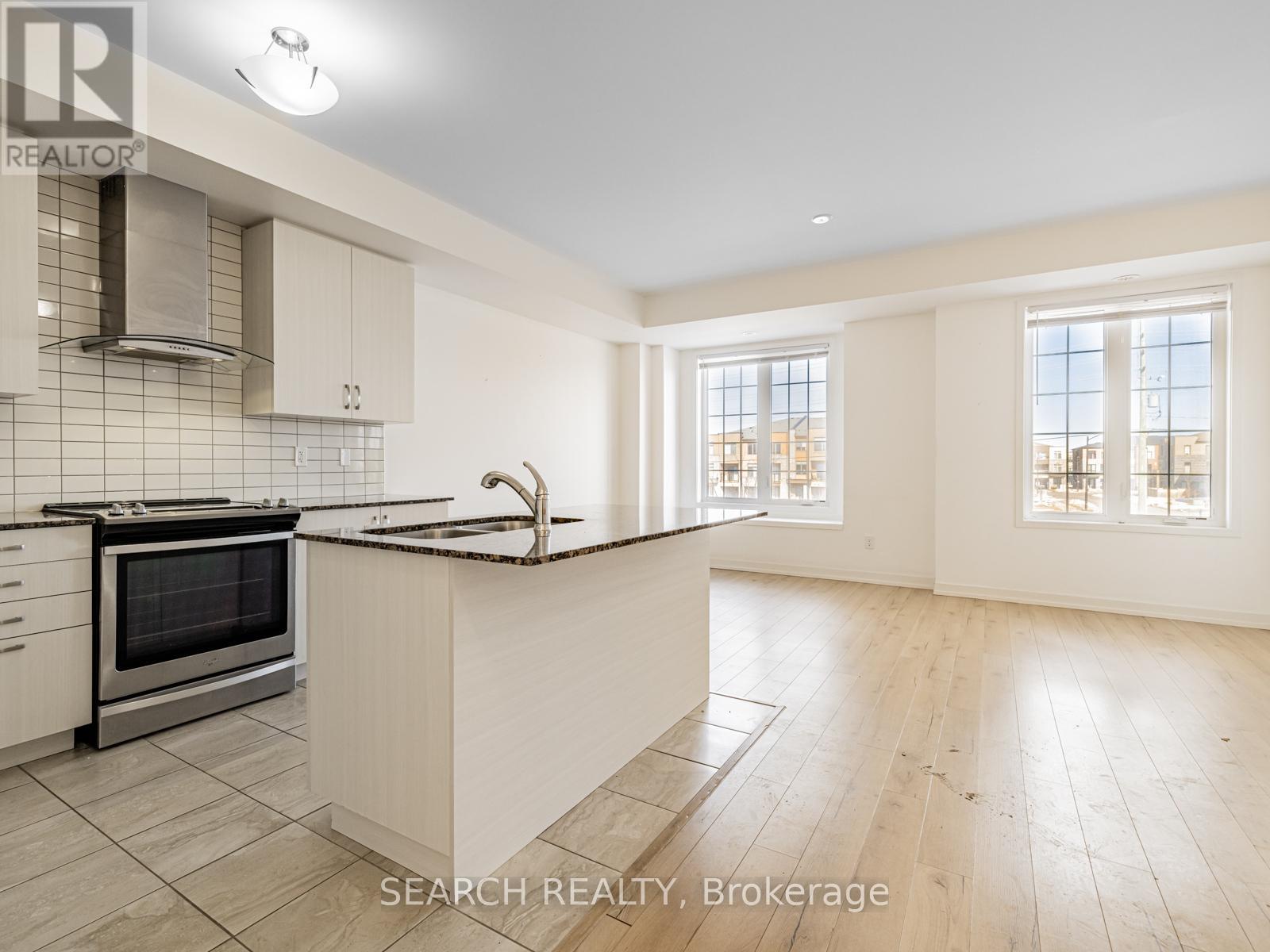 247 Harding Park Street, Newmarket, Ontario  L3Y 0E3 - Photo 16 - N12312876