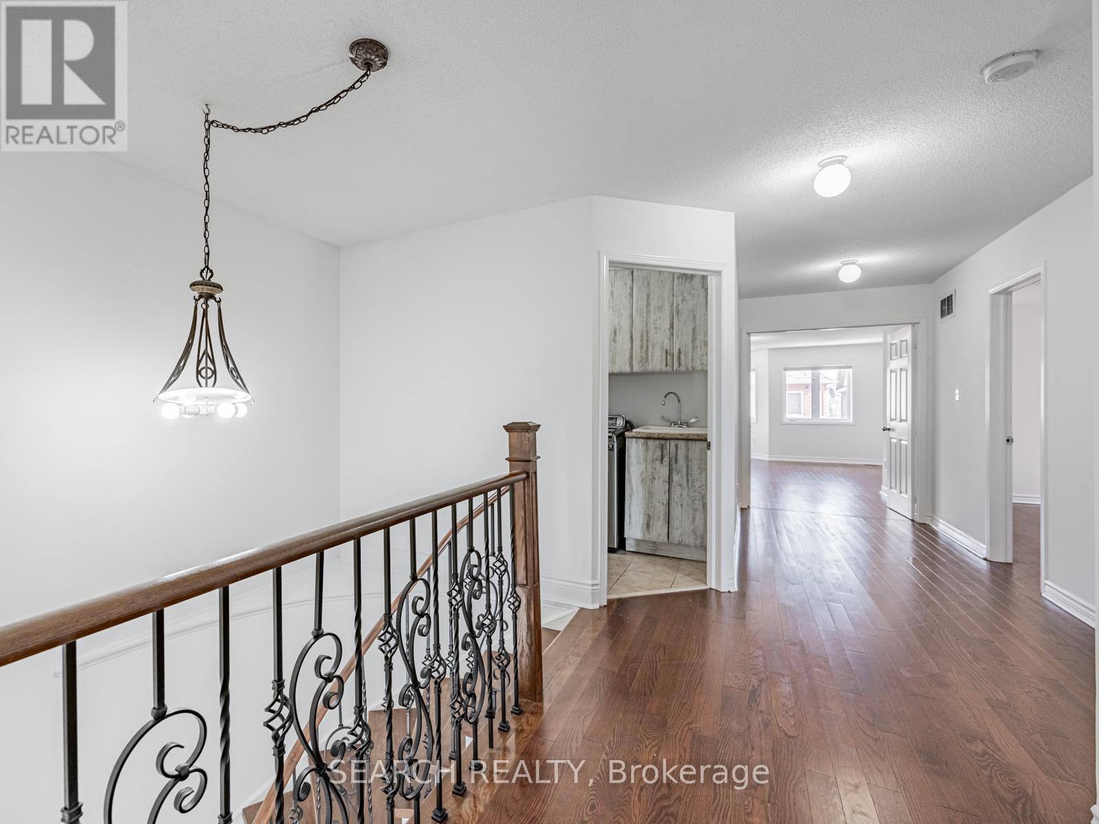 7 Homeview Road, Brampton, Ontario  L6R 2L9 - Photo 33 - W12317372