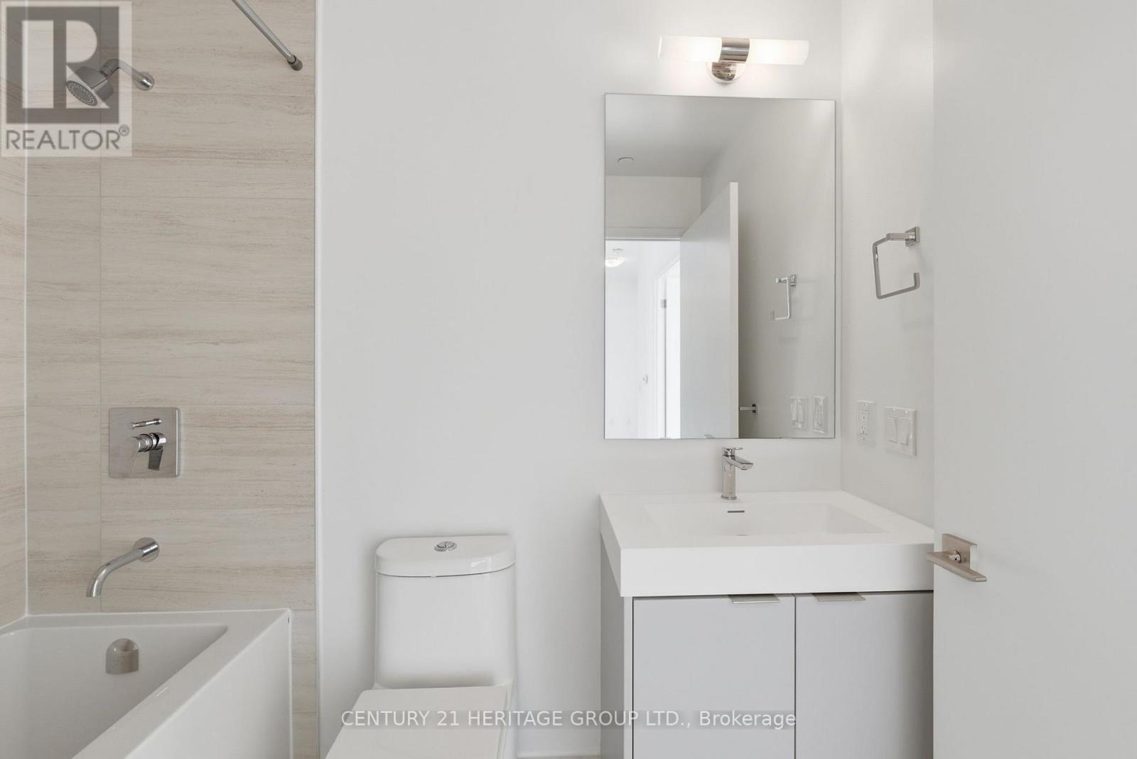 2019 - 10 Abeja Street, Vaughan, Ontario  L4K 0R4 - Photo 13 - N12634618