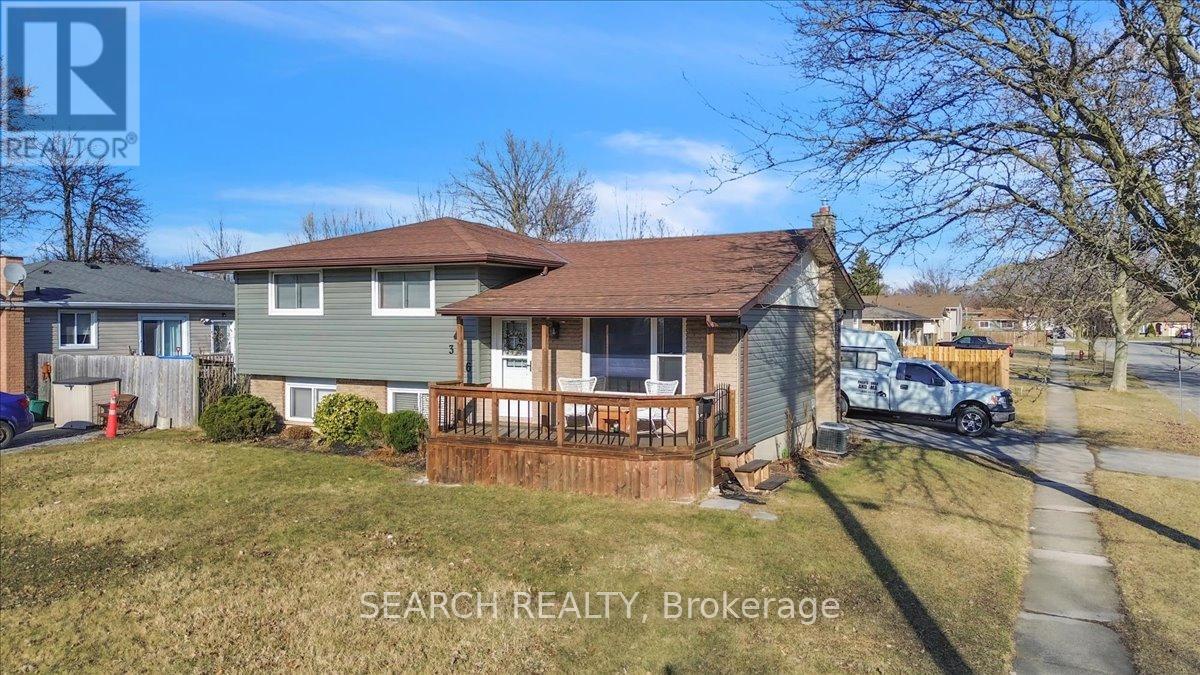 396 First Avenue, Welland, Ontario  L3C 5Z1 - Photo 3 - X12344586