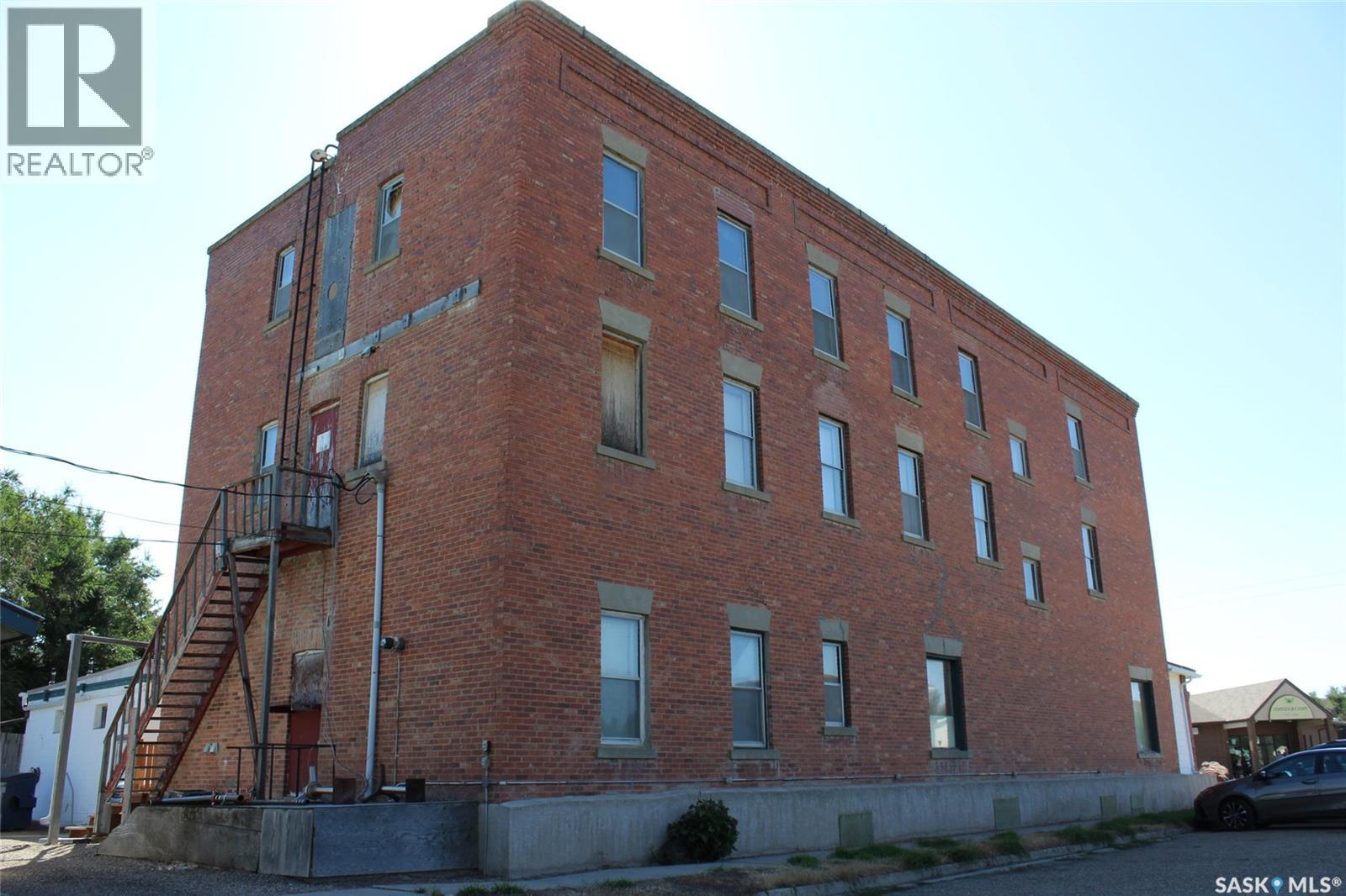 343 Redcoat Drive, Eastend, Saskatchewan  S0N 0T0 - Photo 23 - SK025658