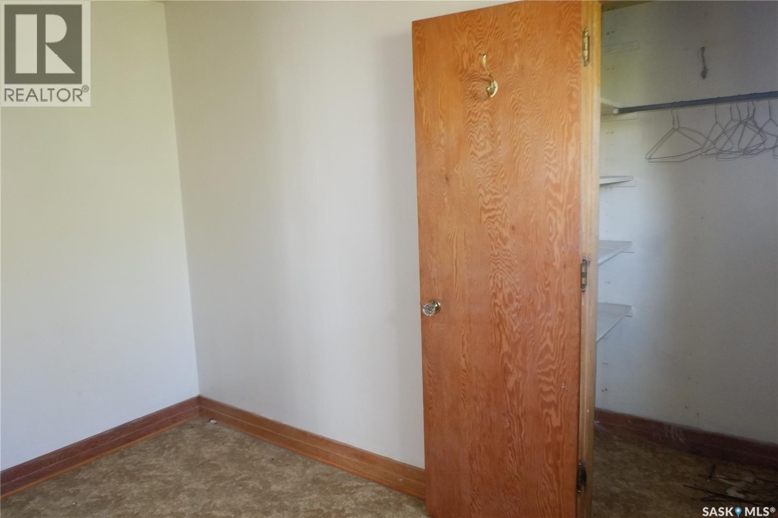 102 Dominion Avenue, Kincaid, Saskatchewan  S0H 2J0 - Photo 10 - SK025657