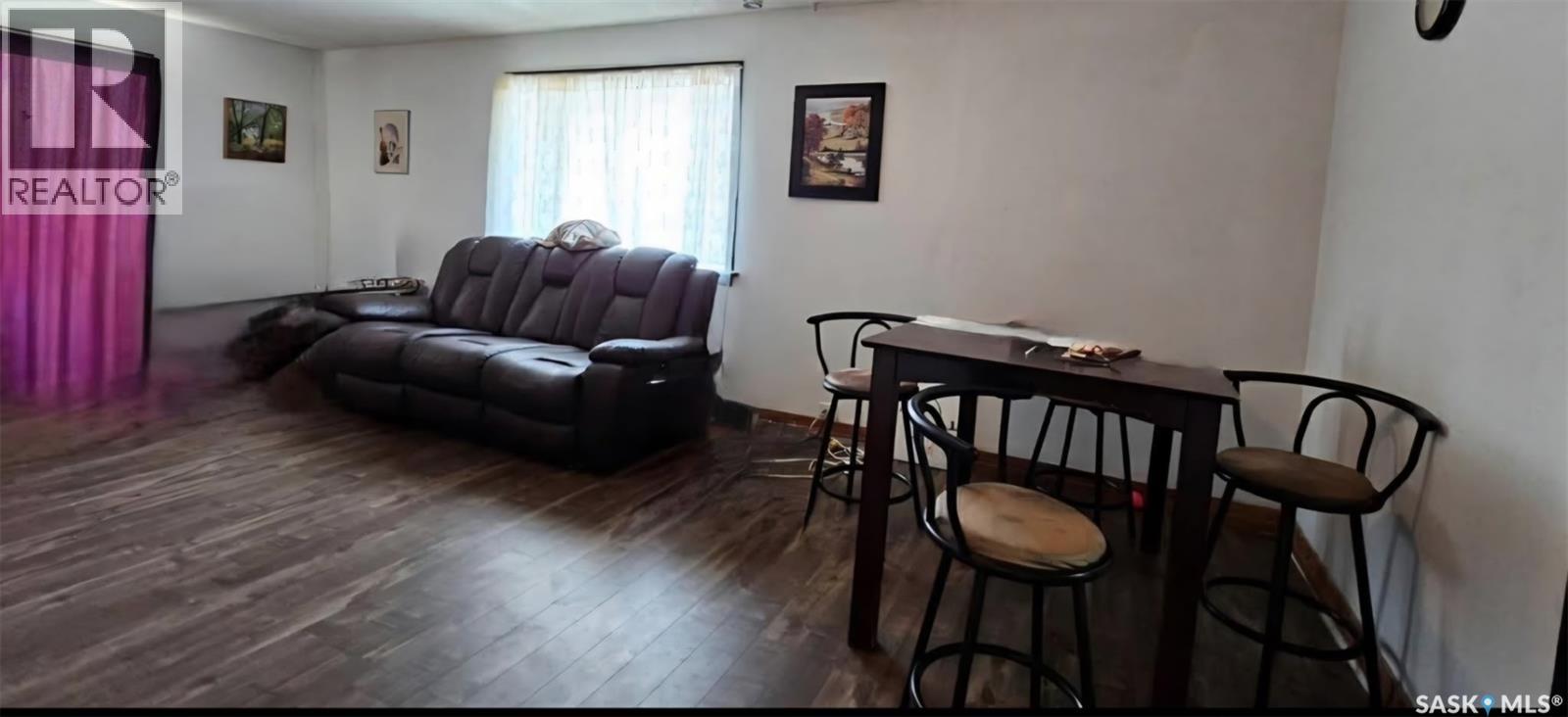 102 Dominion Avenue, Kincaid, Saskatchewan  S0H 2J0 - Photo 5 - SK025657