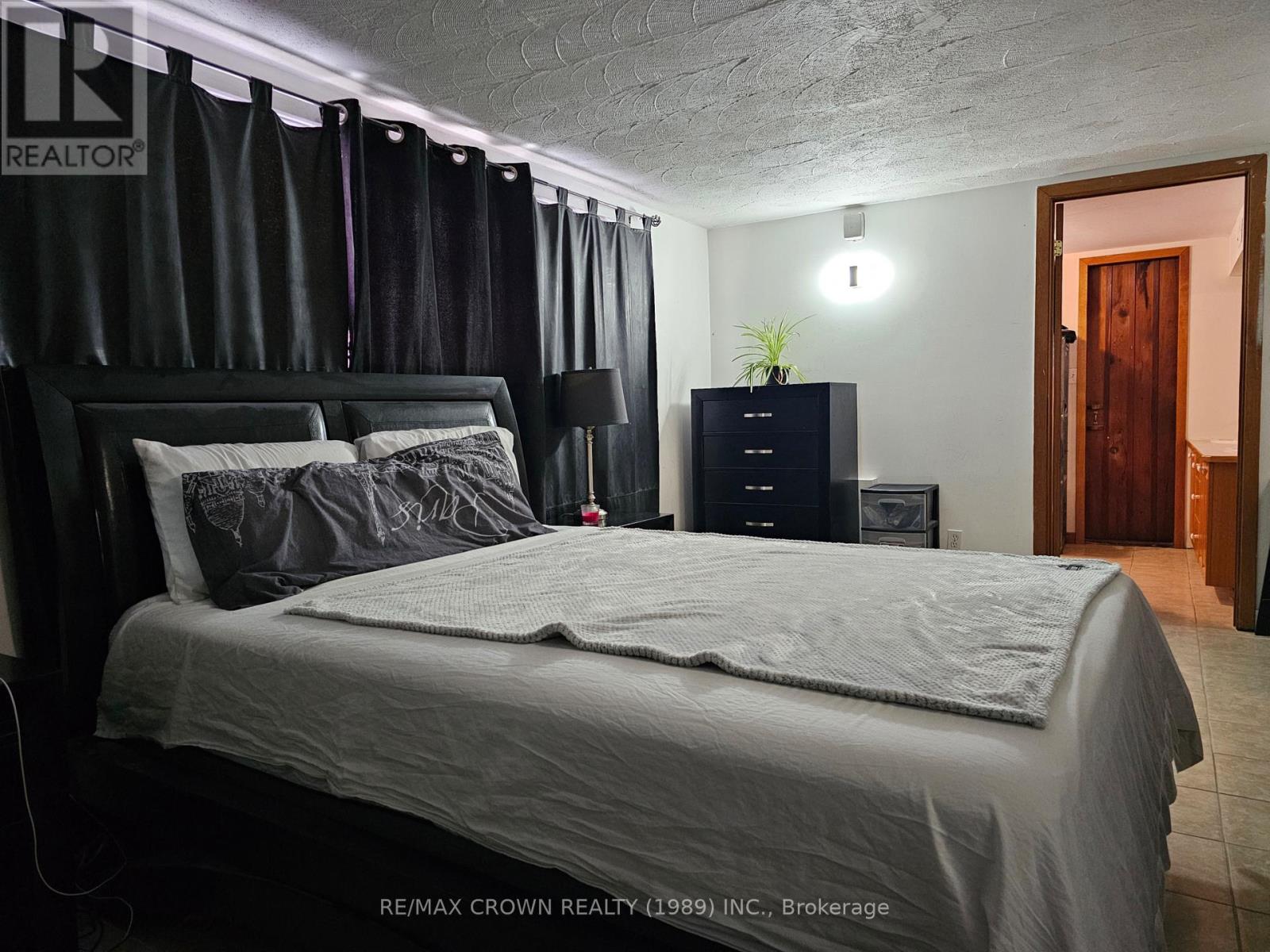 205 Lakeside Drive, North Bay, Ontario  P1A 3E2 - Photo 37 - X12634762