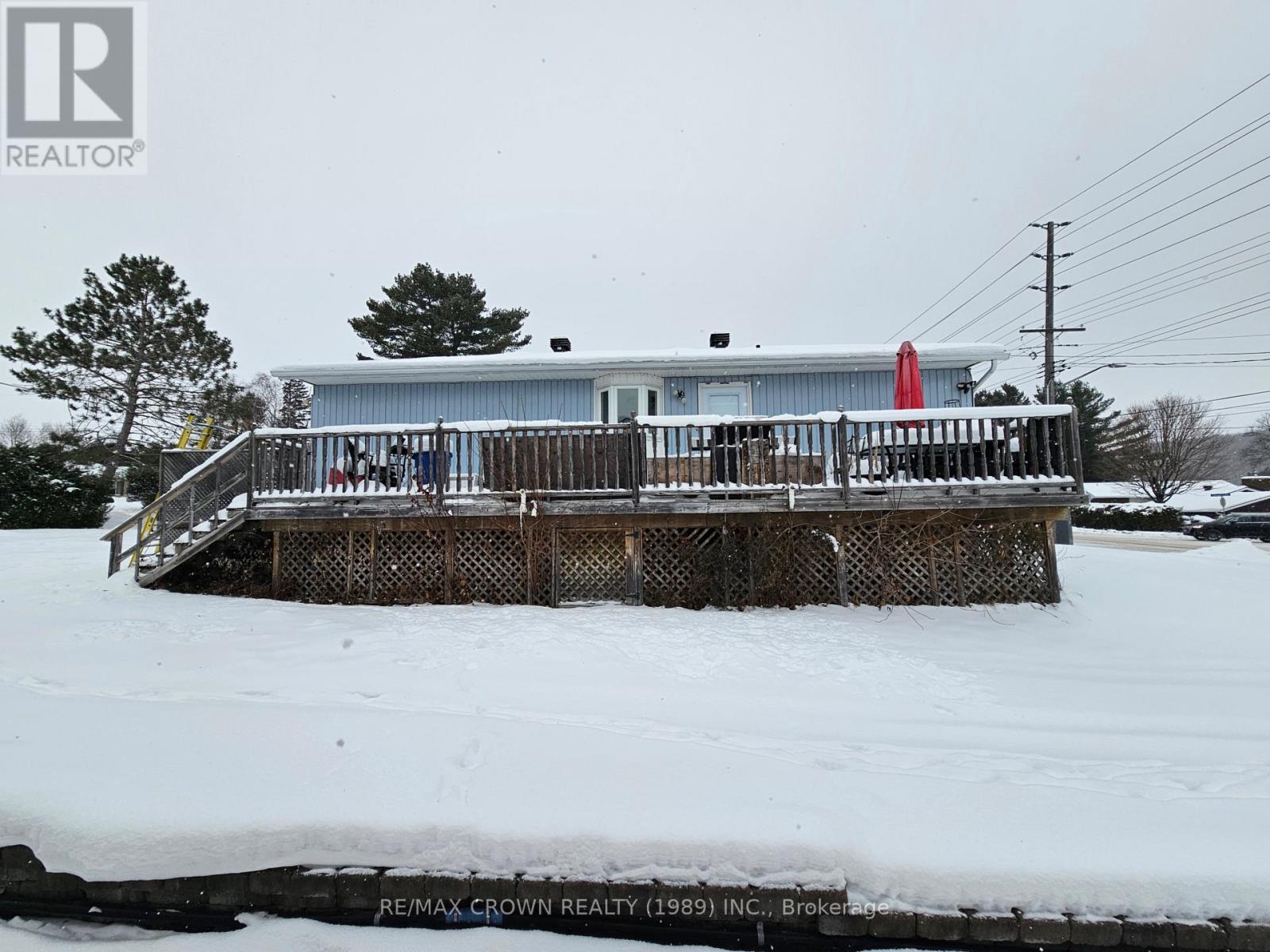 205 Lakeside Drive, North Bay, Ontario  P1A 3E2 - Photo 4 - X12634762