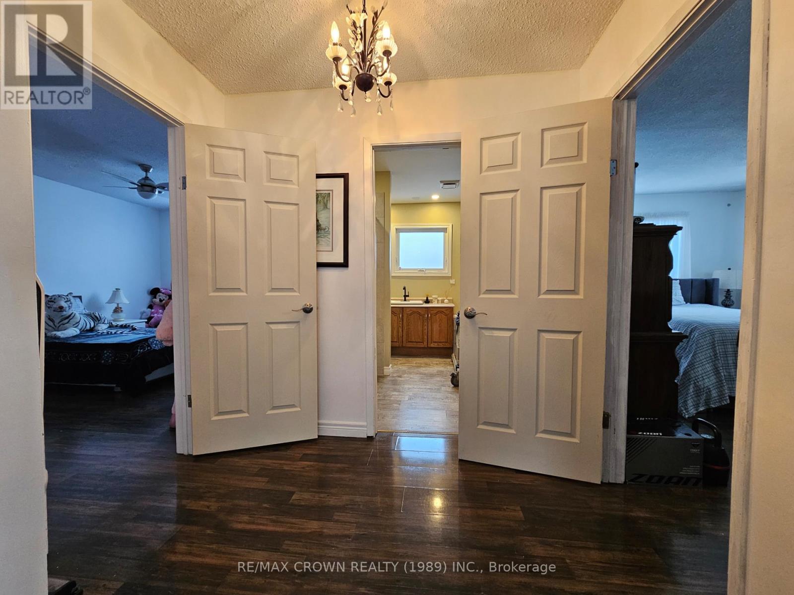 205 Lakeside Drive, North Bay, Ontario  P1A 3E2 - Photo 9 - X12634762