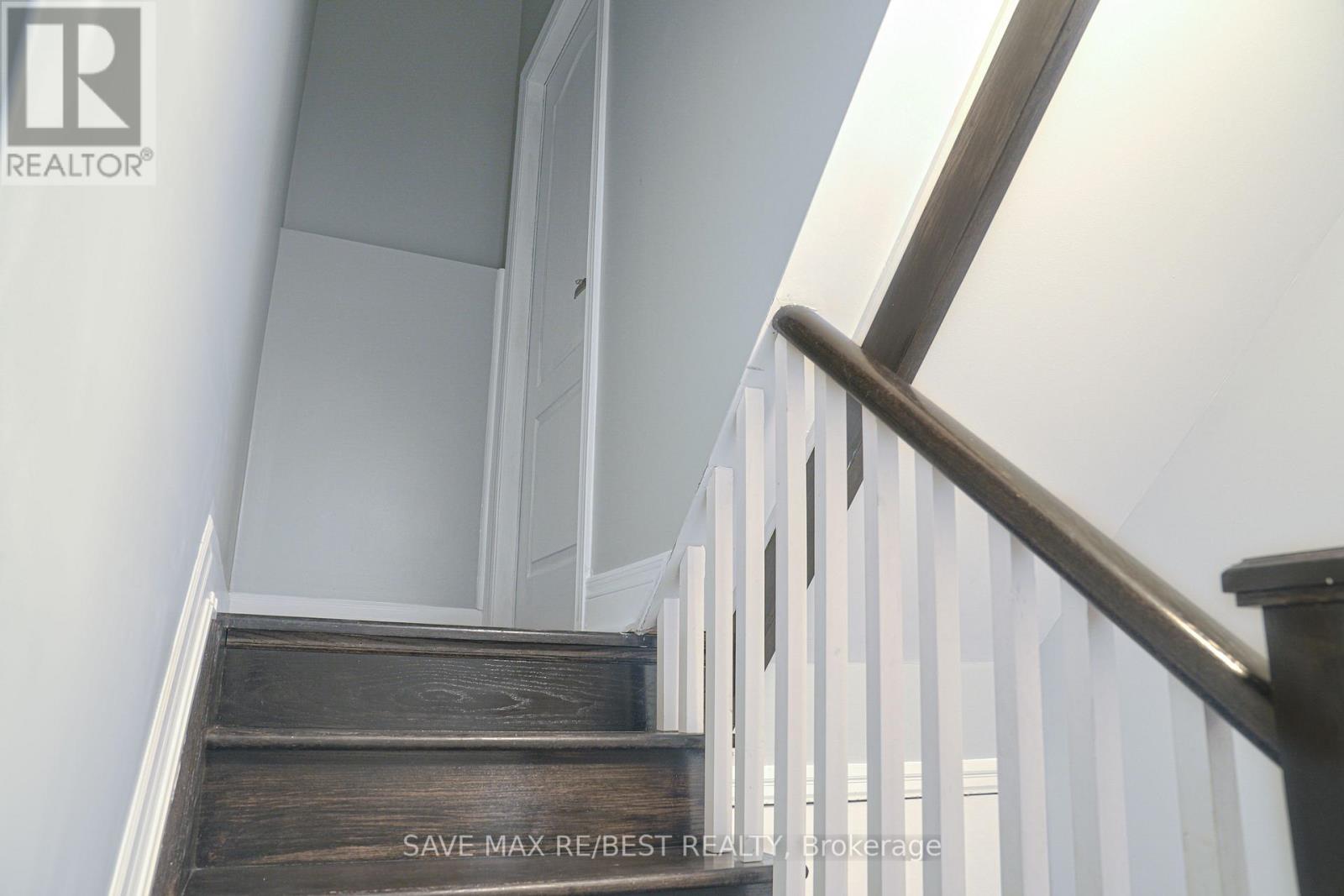 6a Tedder Street, Toronto, Ontario  M6M 0A6 - Photo 10 - W12634658