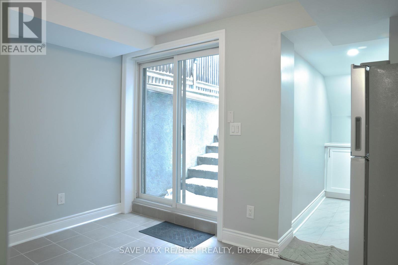 6a Tedder Street, Toronto, Ontario  M6M 0A6 - Photo 3 - W12634658