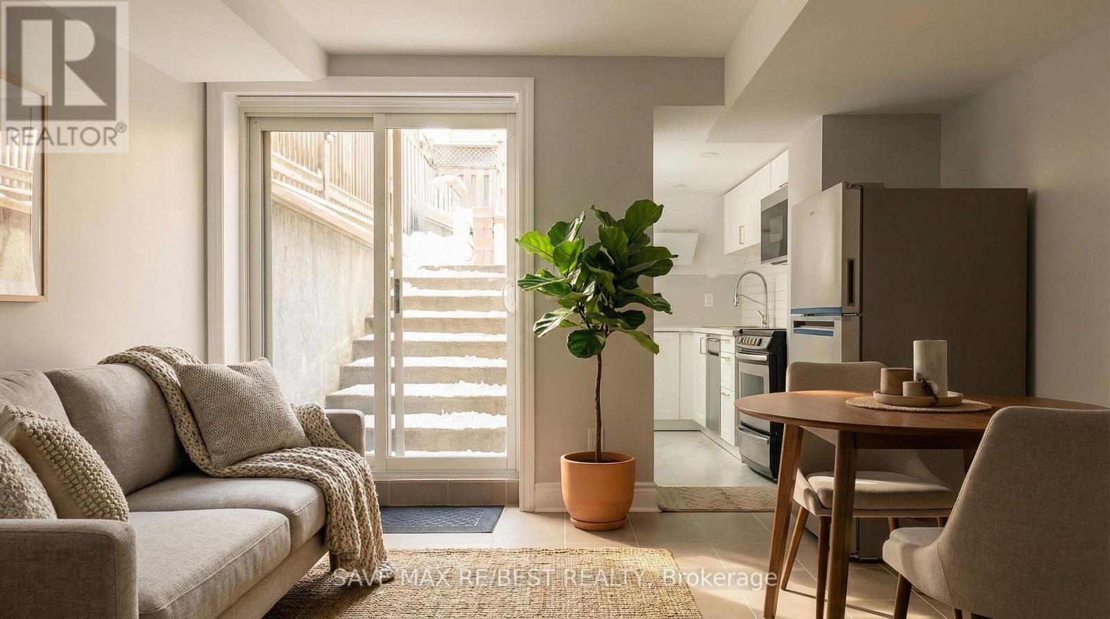 6a Tedder Street, Toronto, Ontario  M6M 0A6 - Photo 6 - W12634658