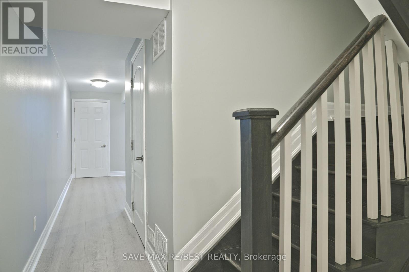 6a Tedder Street, Toronto, Ontario  M6M 0A6 - Photo 9 - W12634658