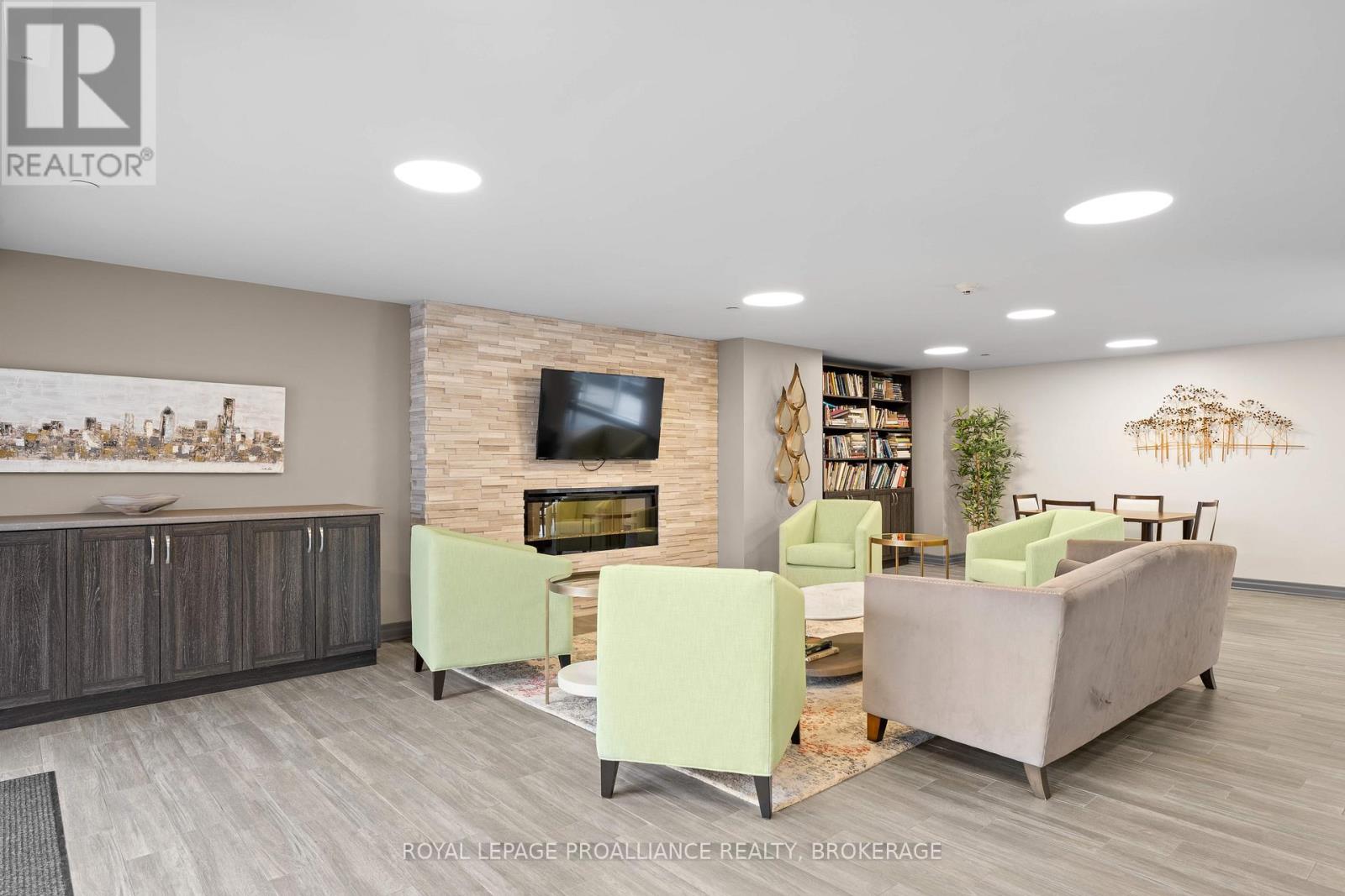 711 - 121 Queen Street, Kingston, Ontario K7K 0G6 - Photo 25 - X12634736