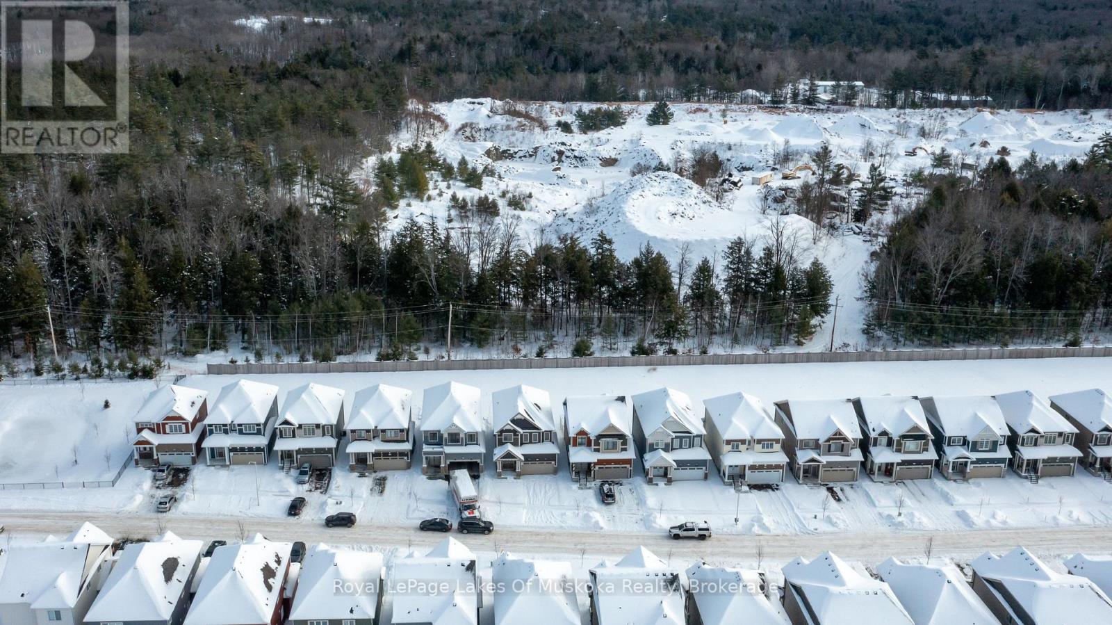 345 Mceachern Lane, Gravenhurst, Ontario P1P 0H8 - Photo 5 - X12634774