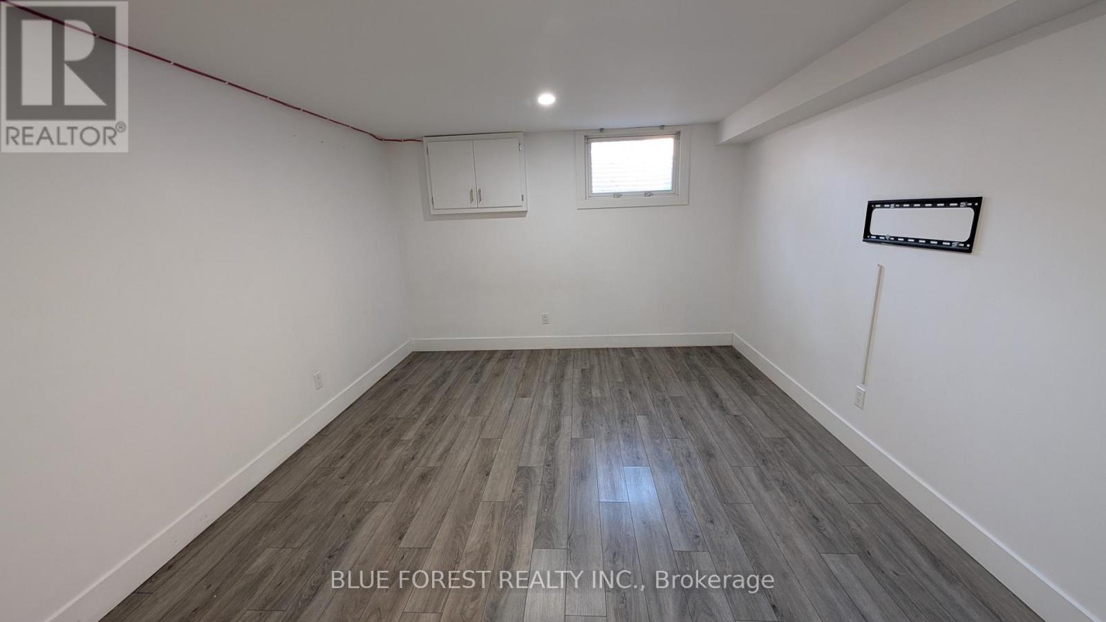 49 Toulon Crescent, London East, Ontario N6V 1J4 - Photo 16 - X12634742