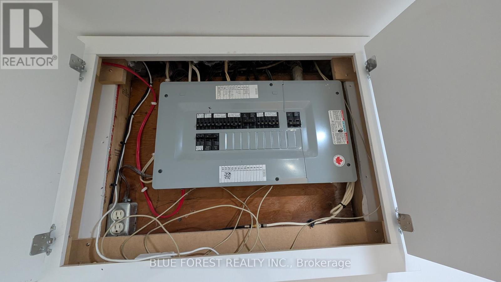 49 Toulon Crescent, London East, Ontario N6V 1J4 - Photo 18 - X12634742