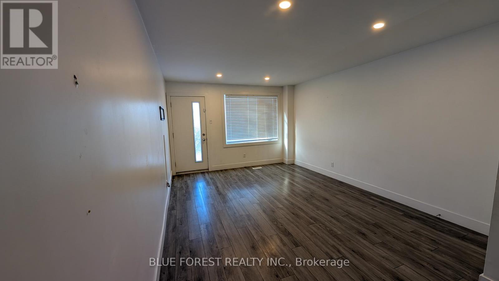 49 Toulon Crescent, London East, Ontario N6V 1J4 - Photo 6 - X12634742