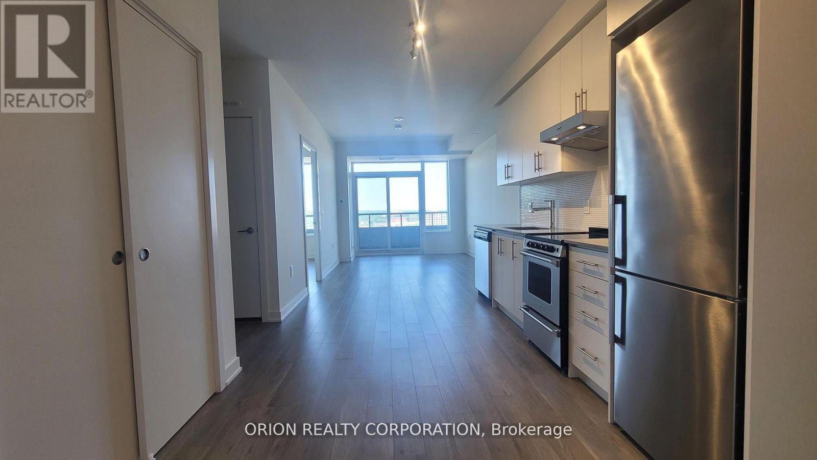 1202 - 212 King William Street, Hamilton, Ontario  L8R 0A7 - Photo 2 - X12634632