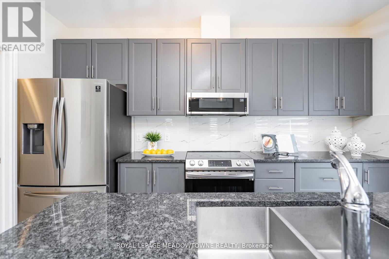 16 Bethune Avenue, Welland, Ontario  L3B 0H5 - Photo 9 - X12634664