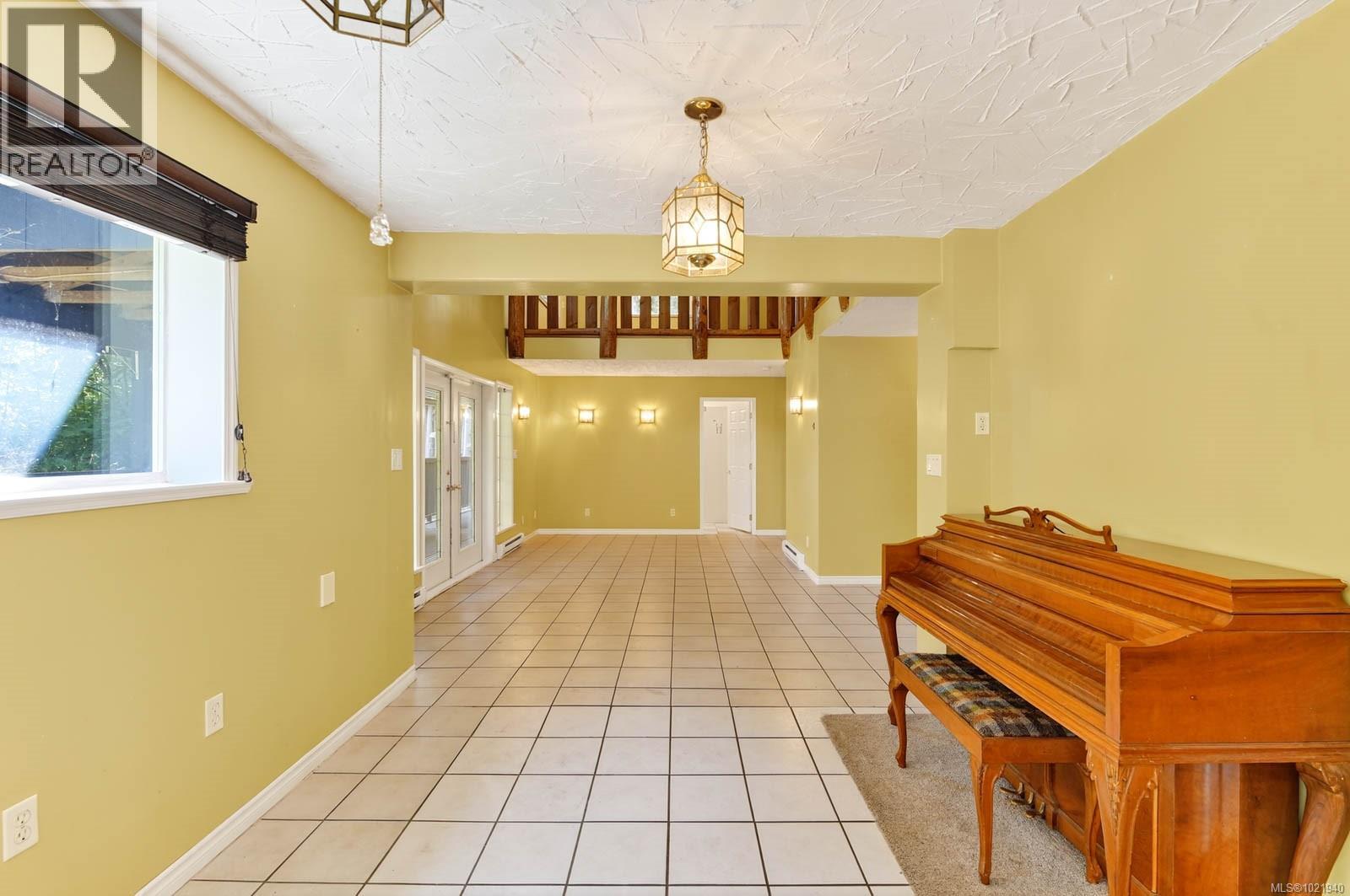 8000 Beaver Creek Rd, Port Alberni, British Columbia  V9Y 8N2 - Photo 11 - 1021940