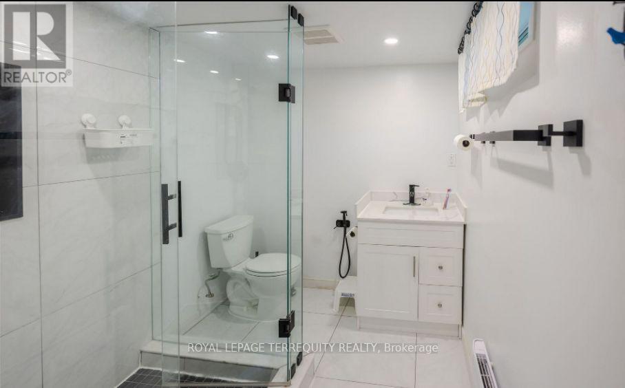 25 Bailey Crescent, Aurora, Ontario  L4G 2B2 - Photo 27 - N12632320