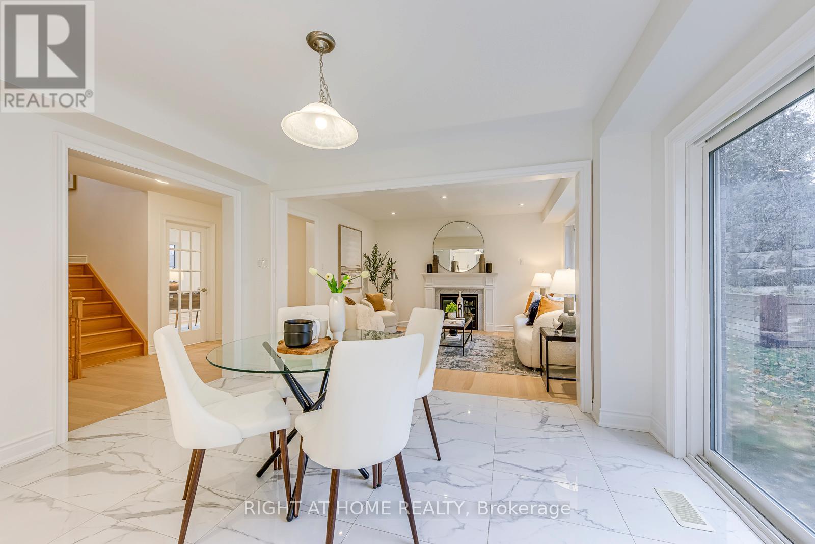 2575 Islington Avenue, Toronto, Ontario  M9V 4A2 - Photo 12 - W12581048