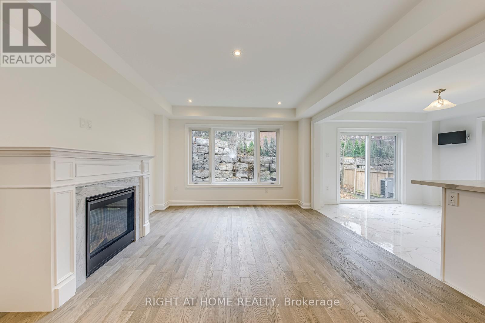 2581 Islington Avenue, Toronto, Ontario  M9V 4A2 - Photo 9 - W12581464