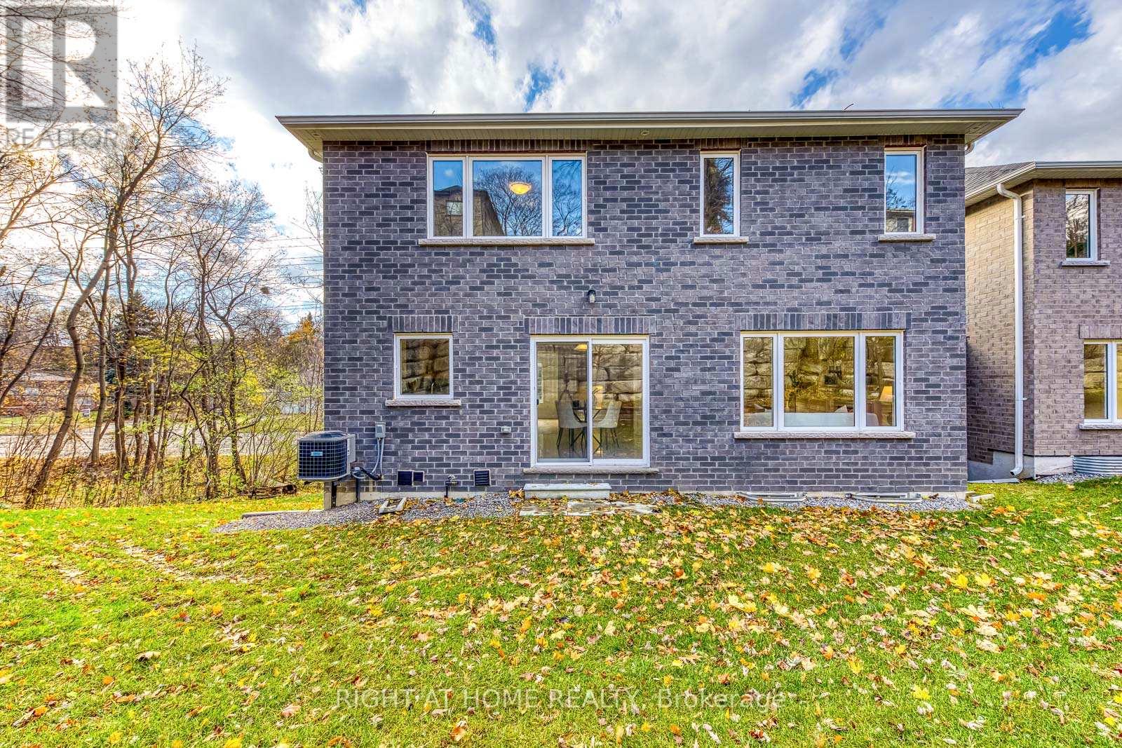 2575 Islington Avenue, Toronto, Ontario  M9V 4A2 - Photo 48 - W12581048