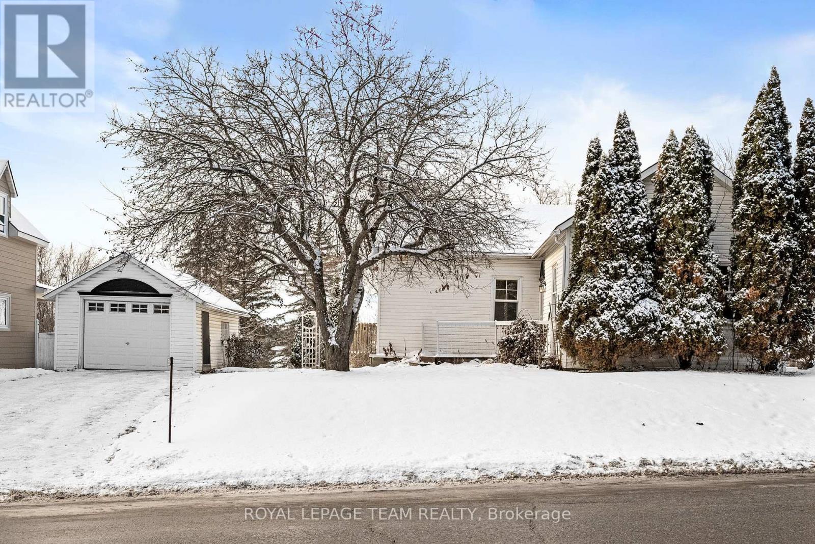 5584 Manotick Main Street, Ottawa, Ontario  K4M 1A4 - Photo 3 - X12634798