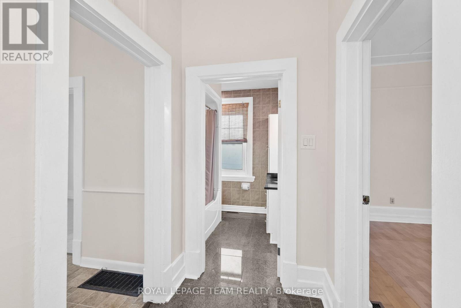 5584 Manotick Main Street, Ottawa, Ontario  K4M 1A4 - Photo 7 - X12634798