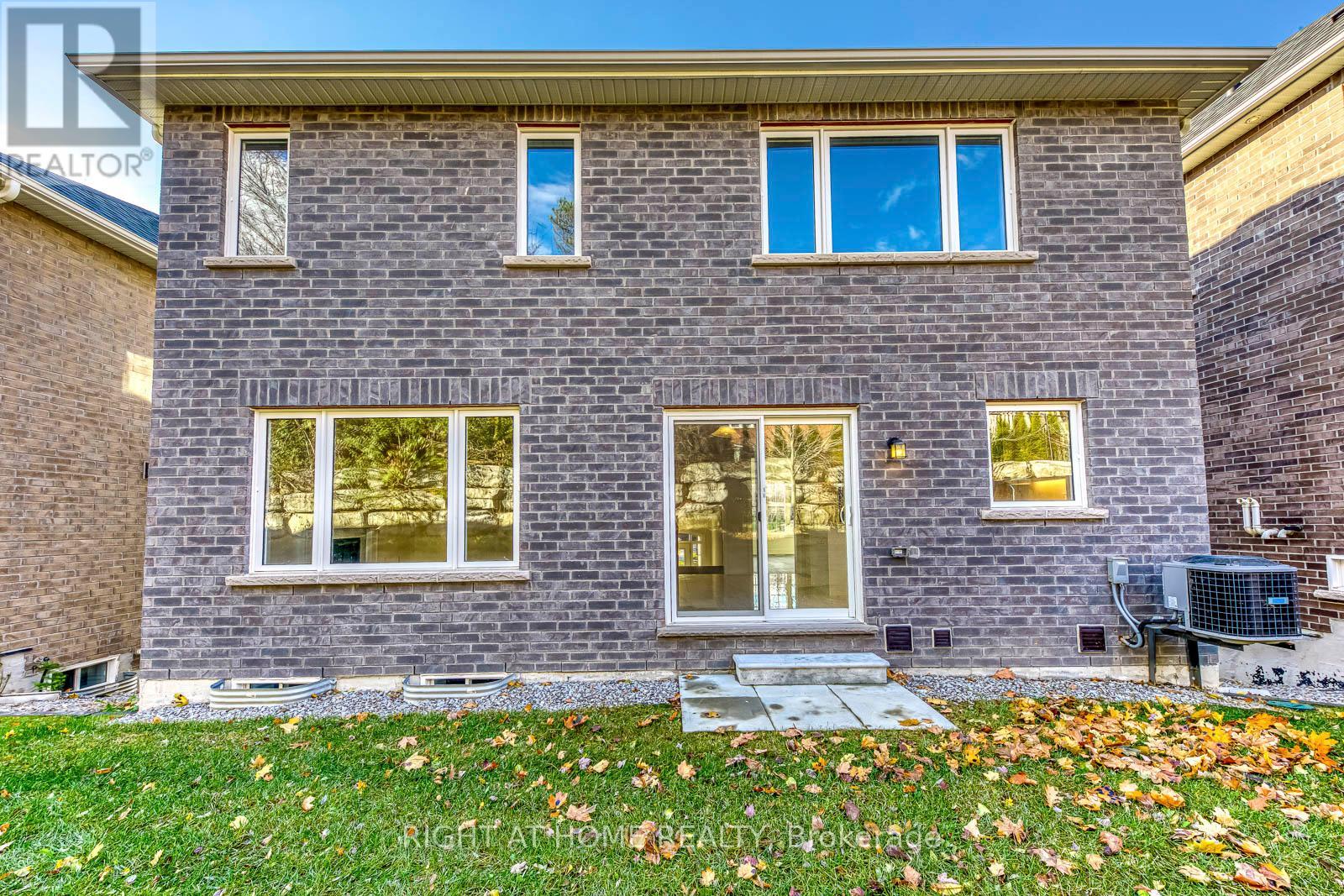 2579 Islington Avenue, Toronto, Ontario  M9V 4A2 - Photo 45 - W12581292