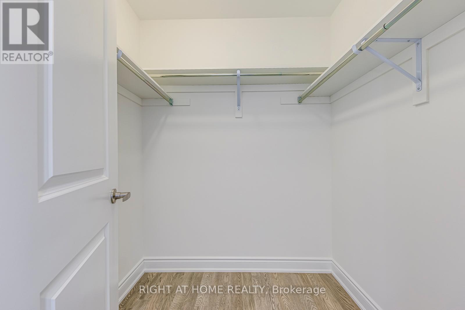 2579 Islington Avenue, Toronto, Ontario  M9V 4A2 - Photo 29 - W12581292