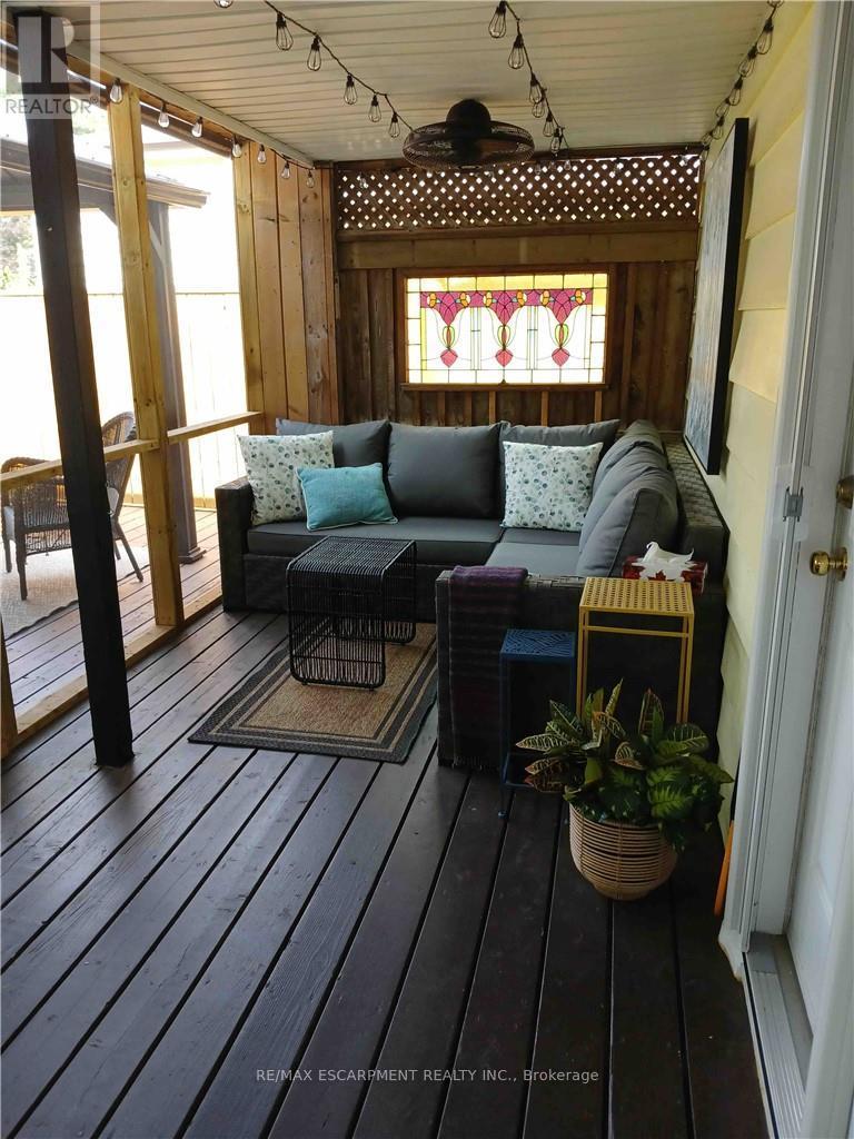 112 Thomas Street, Cambridge, Ontario  N3C 3C7 - Photo 45 - X12602806