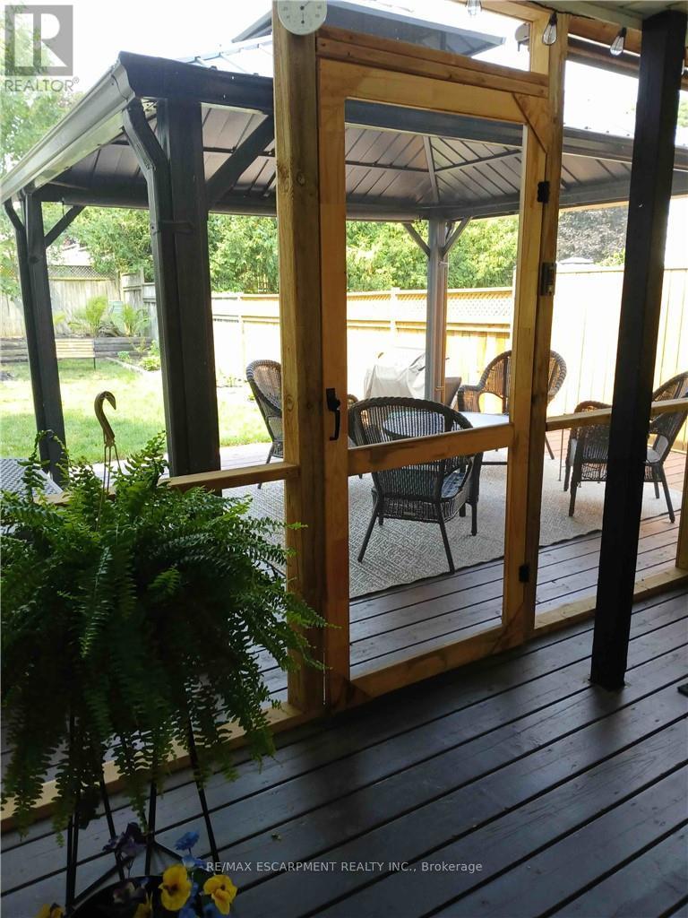 112 Thomas Street, Cambridge, Ontario  N3C 3C7 - Photo 46 - X12602806