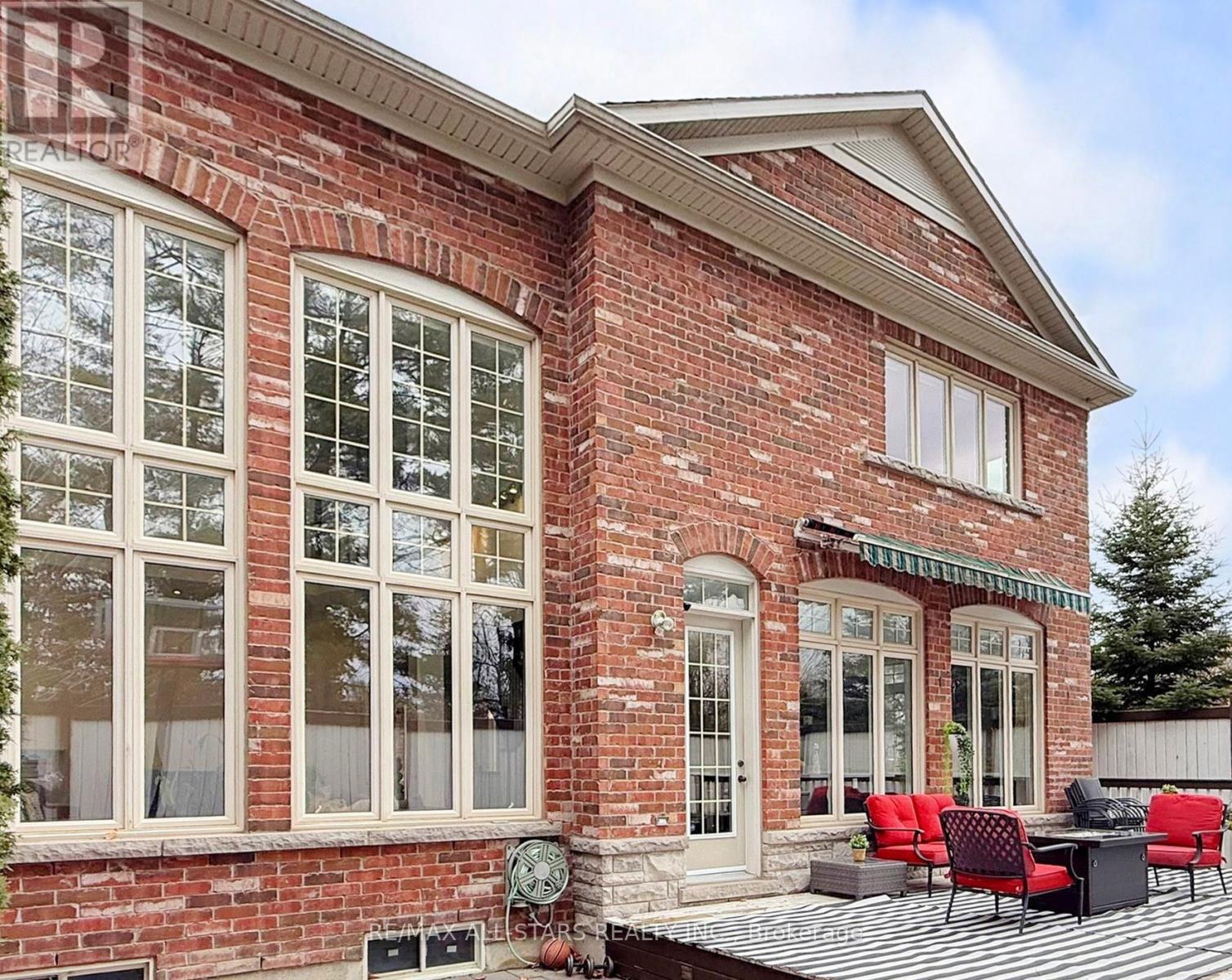 2 Yorkton Boulevard, Markham, Ontario  L6C 0J9 - Photo 37 - N12581078