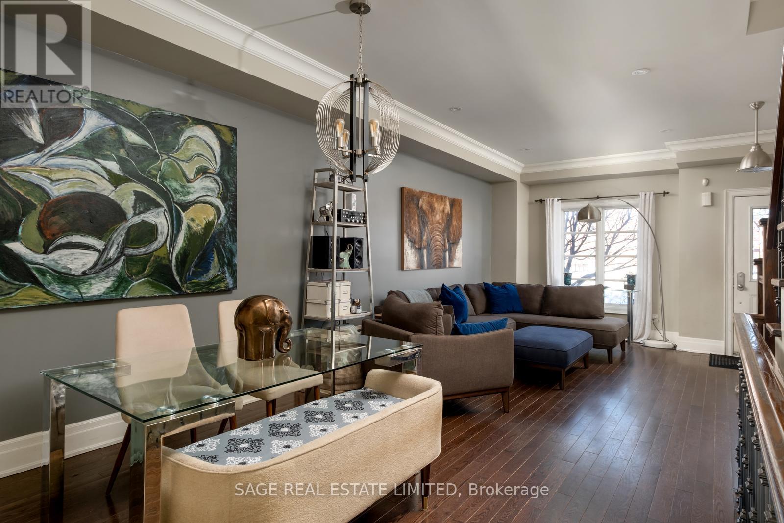 147 Brandon Avenue, Toronto, Ontario  M6H 2E3 - Photo 4 - W12633862