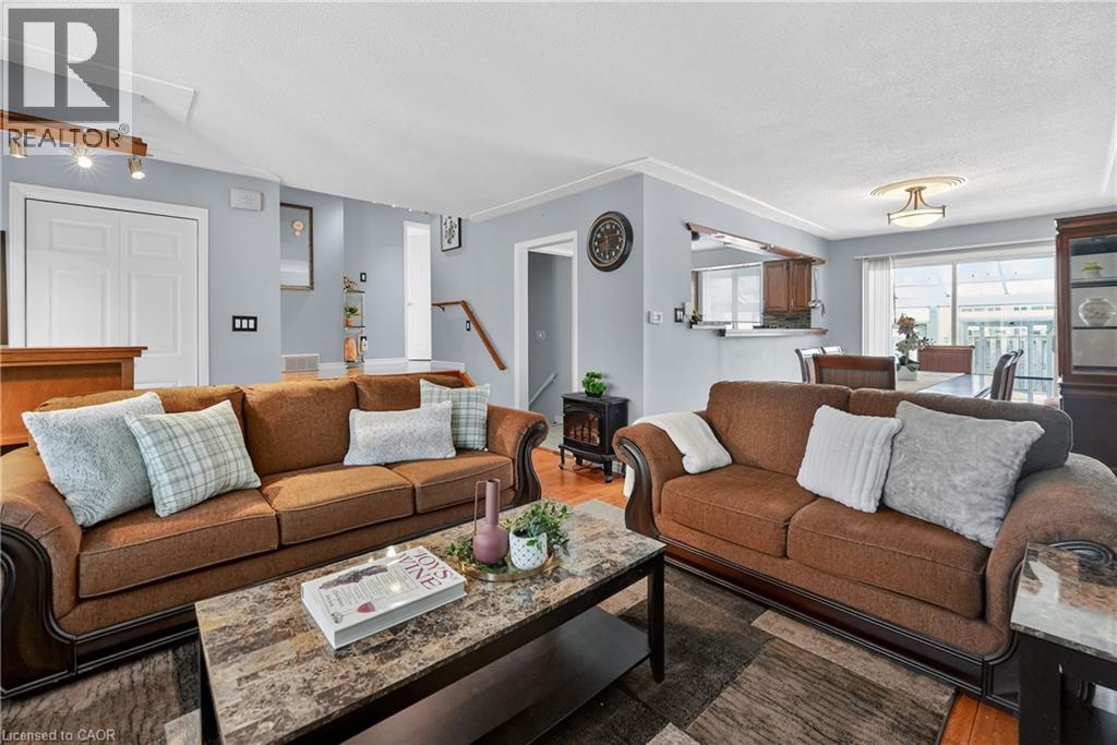 8162 Lynhurst Drive, Niagara Falls, Ontario  L2H 2A2 - Photo 5 - 40793422