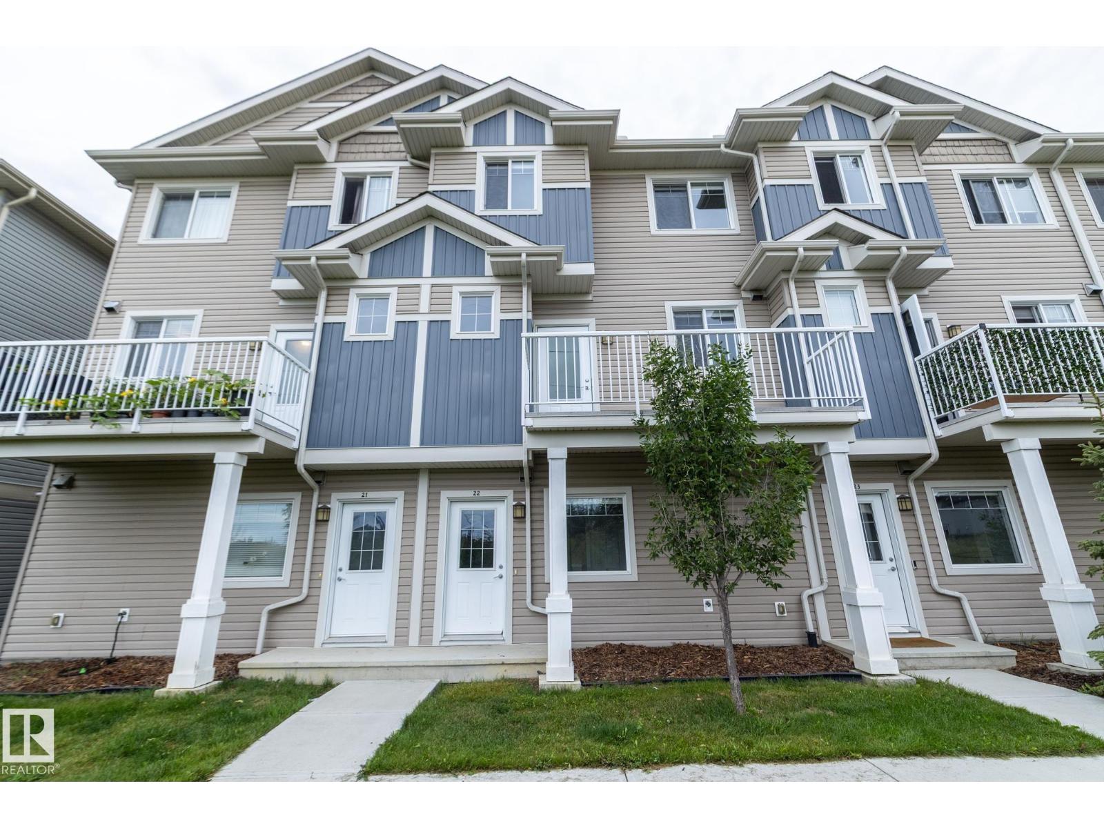 #22 13139 205 ST NW, Edmonton, Alberta