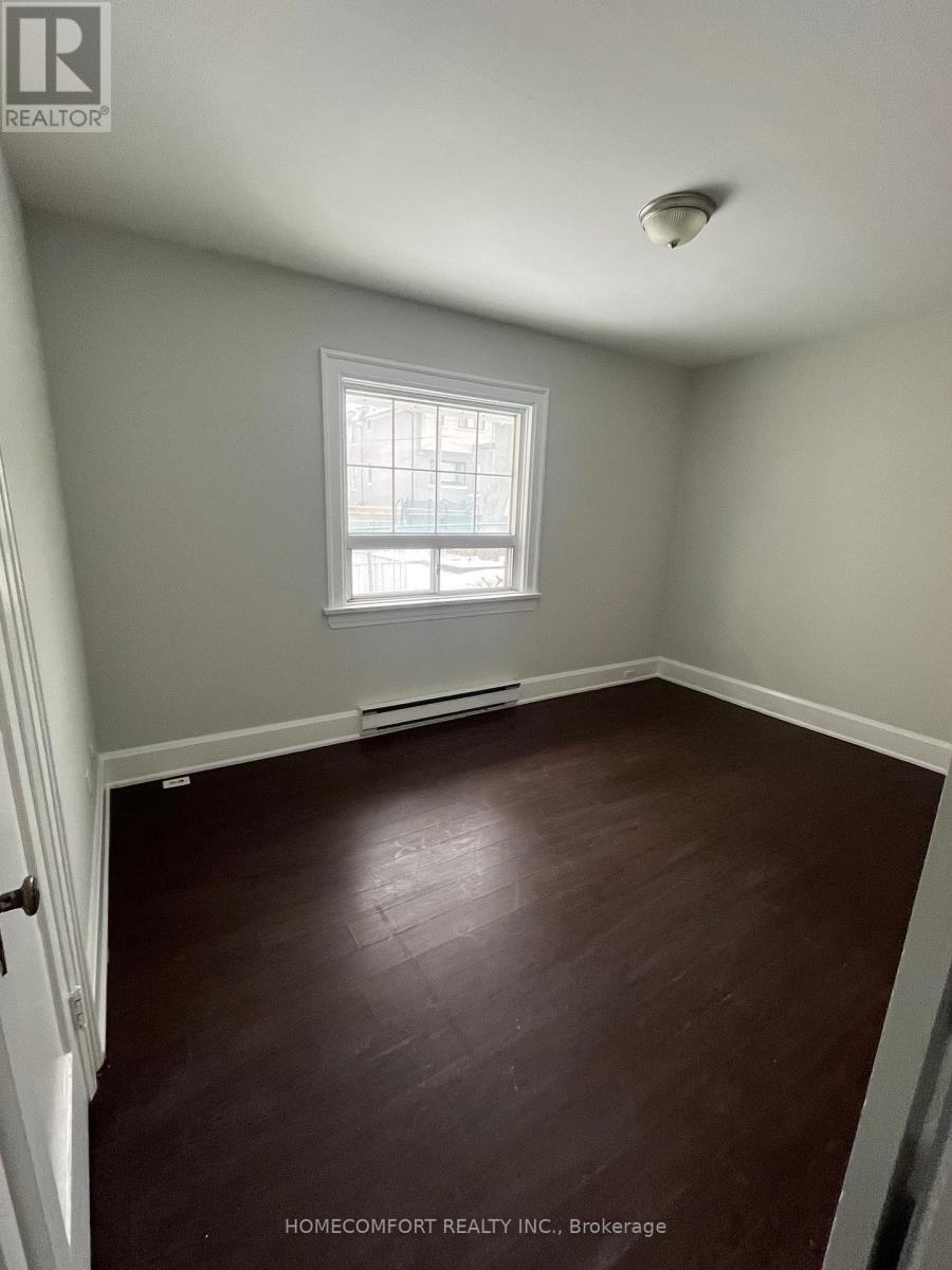 208 Hollywood Avenue, Toronto, Ontario M2N 3K6 - Photo 5 - C12634780